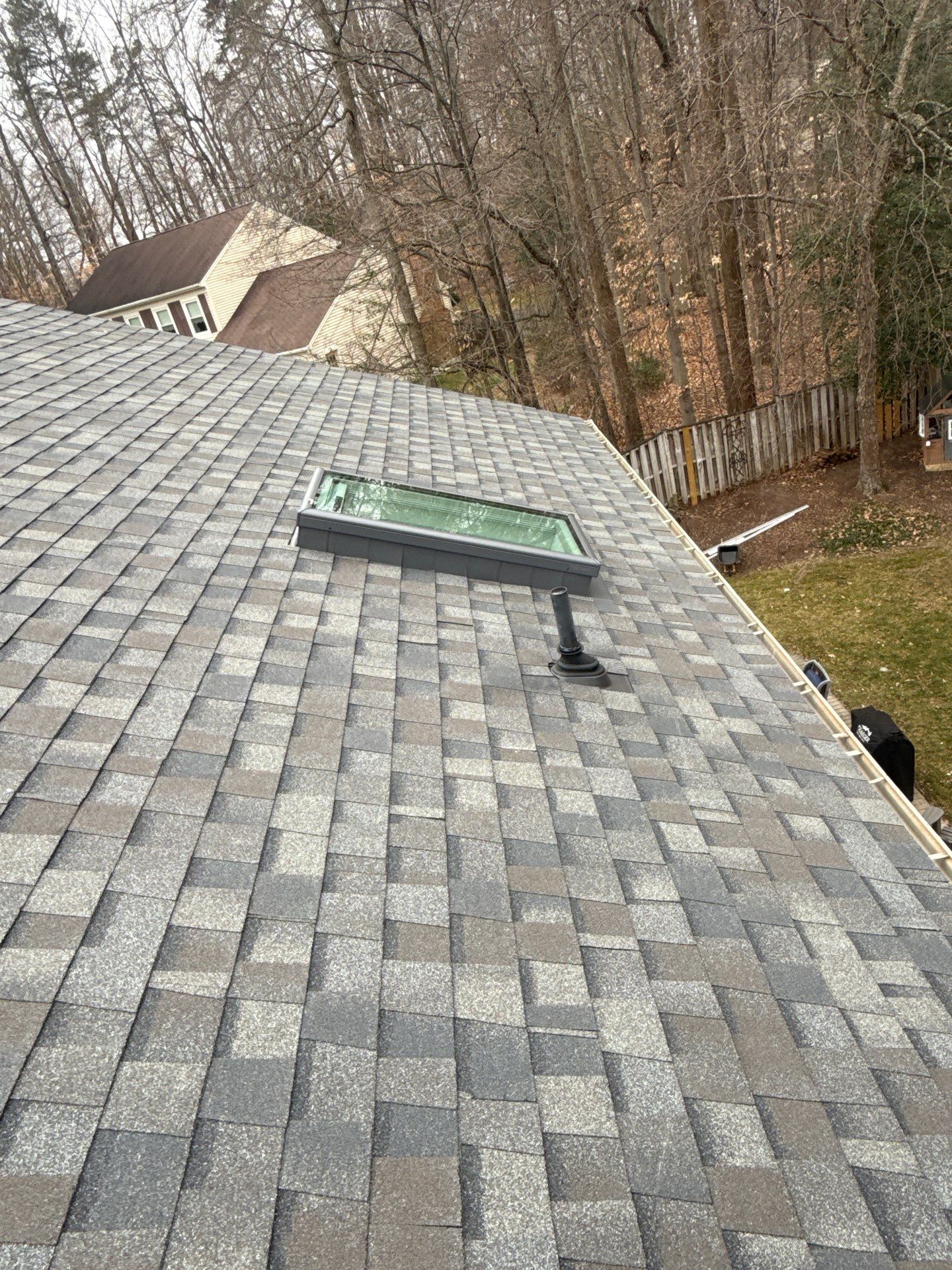 Fairfax Station :Residential Roof Replacement with CertainTeed Landmark Pro in Max Def Drift Wood by RM Banning, Inc.
