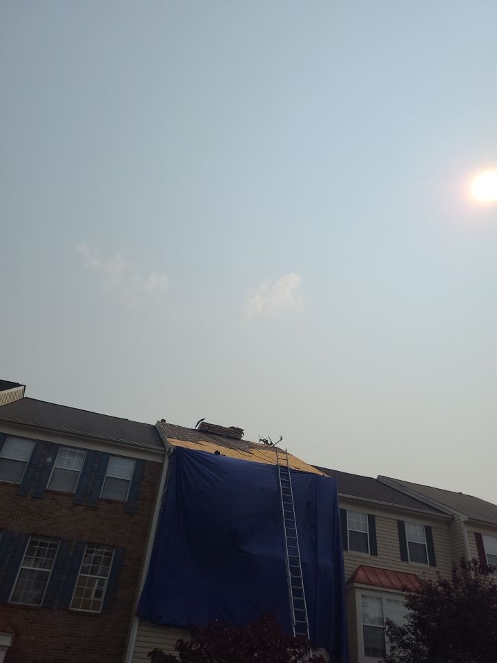 Sterling: CertainTeed Landmark Designer Shingles in Pewter by RM Banning, Inc.