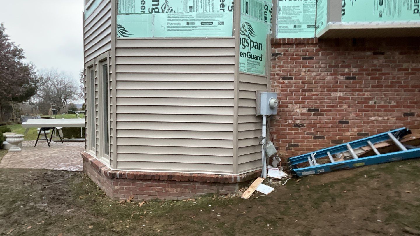 Siding Replacement using CertainTeed Monogram D5 Clapboard by 180 Contractors