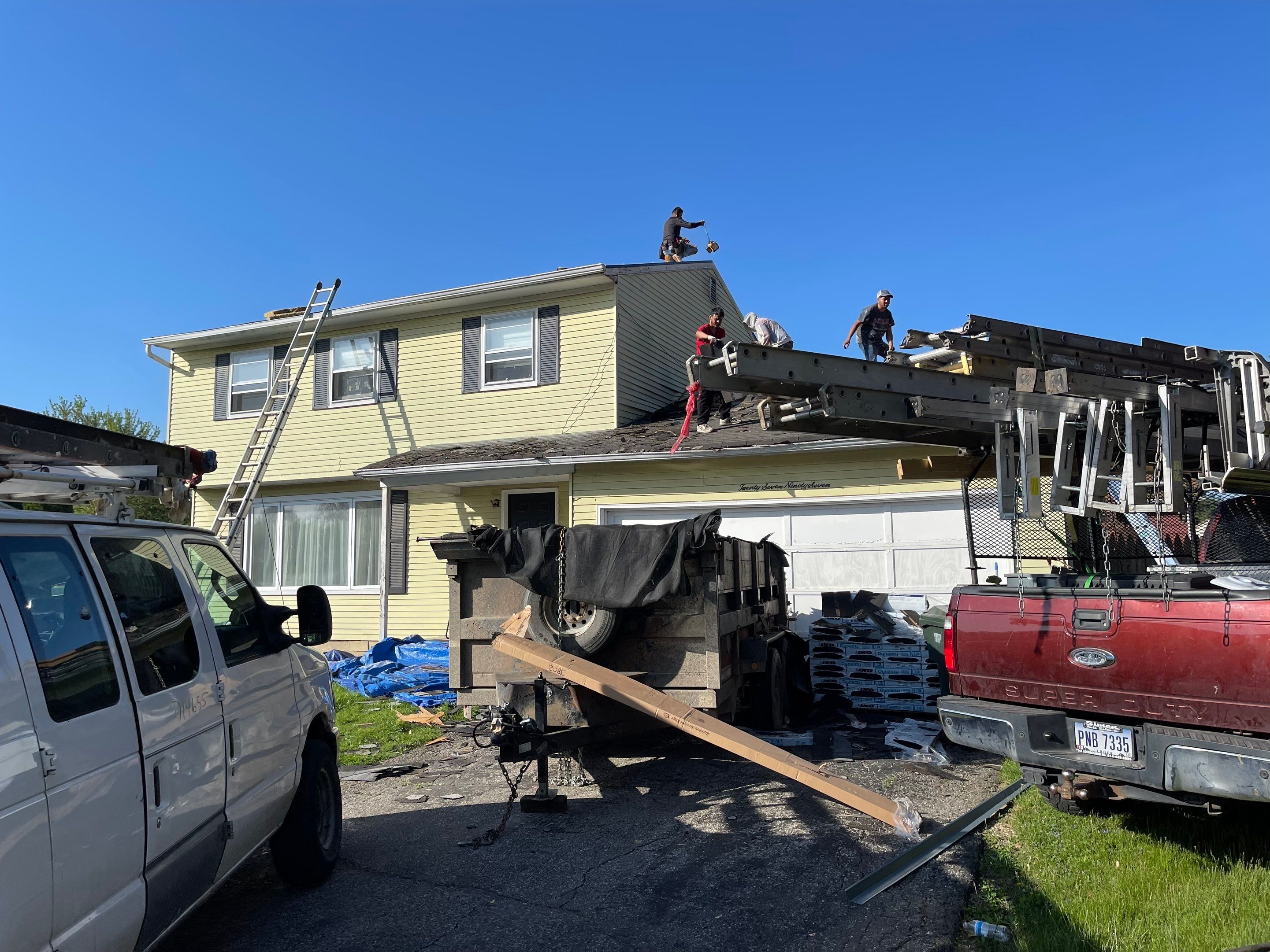 Siding Installation using Exterior Portfolio Vinyl Siding by SOS Home Ohio 