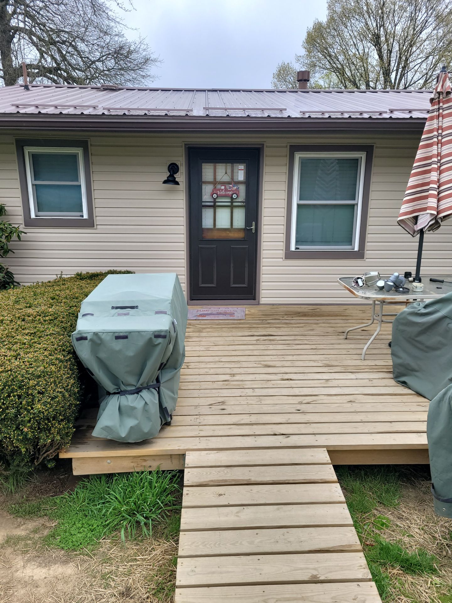 Tiffany Barnhart by Silver Leaf Contracting 