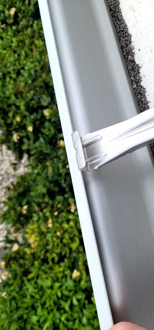 Aluminum Seamless Gutters and new Splash Guard Gutters in Fort Myers by Gutter Professors