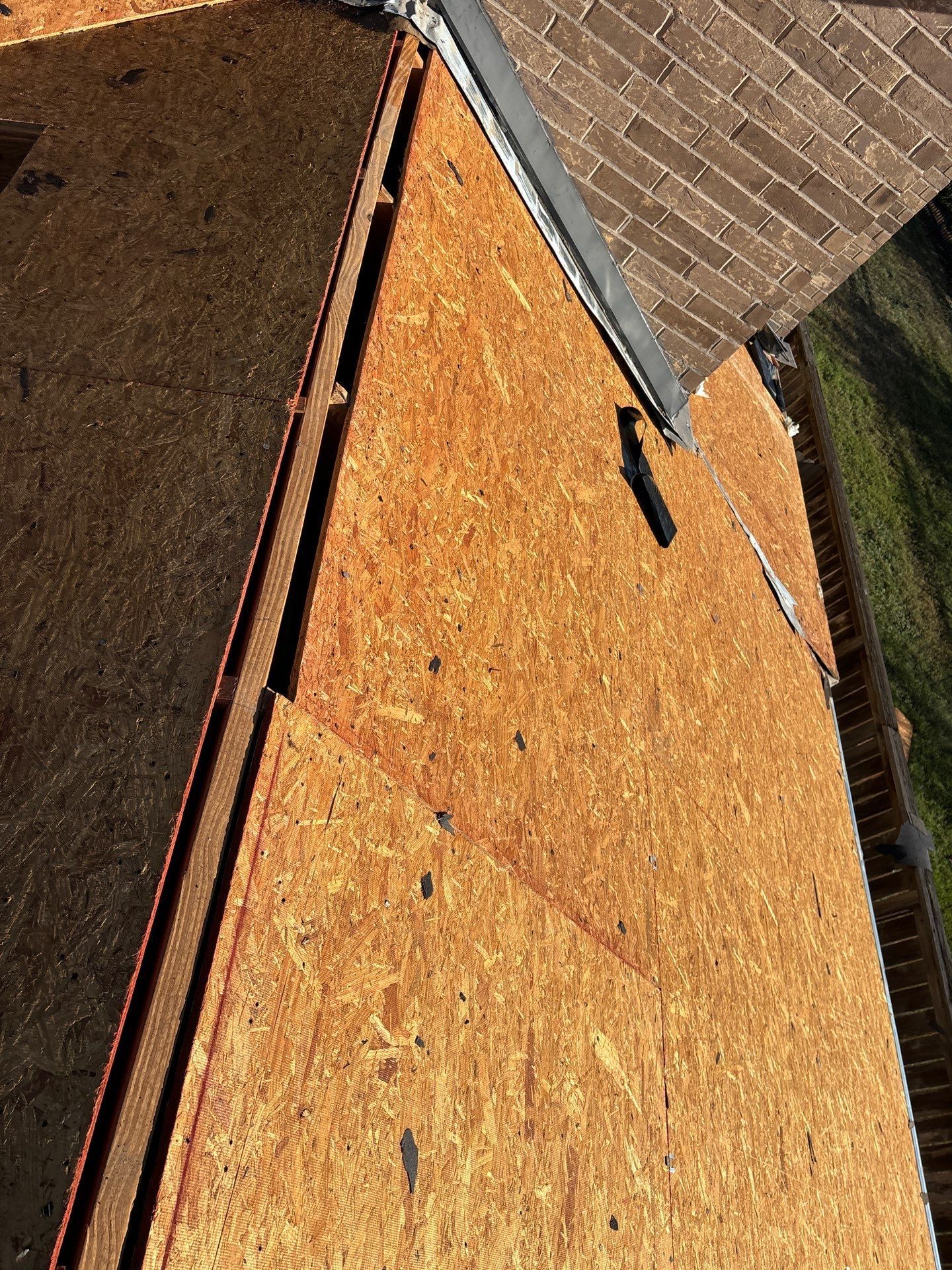 Residential Roofing Installation using Owen's Corning Duration (Lifetime) Shingles by Roof Repair Company