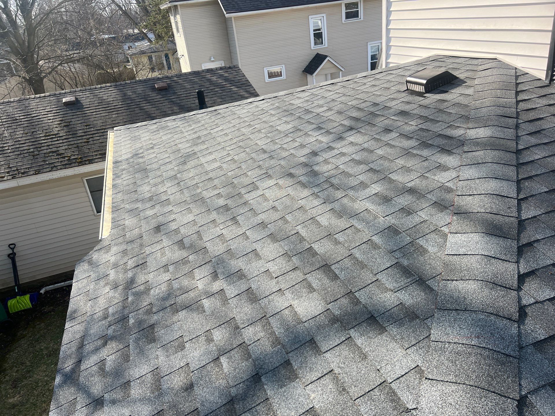 Grand Ledge Home - Complete Roof and Gutters by Acme Exteriors
