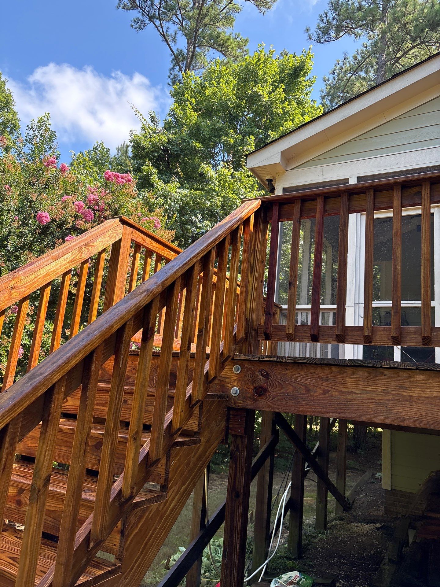 Wood Deck using Wood Sealant by DuraSeal