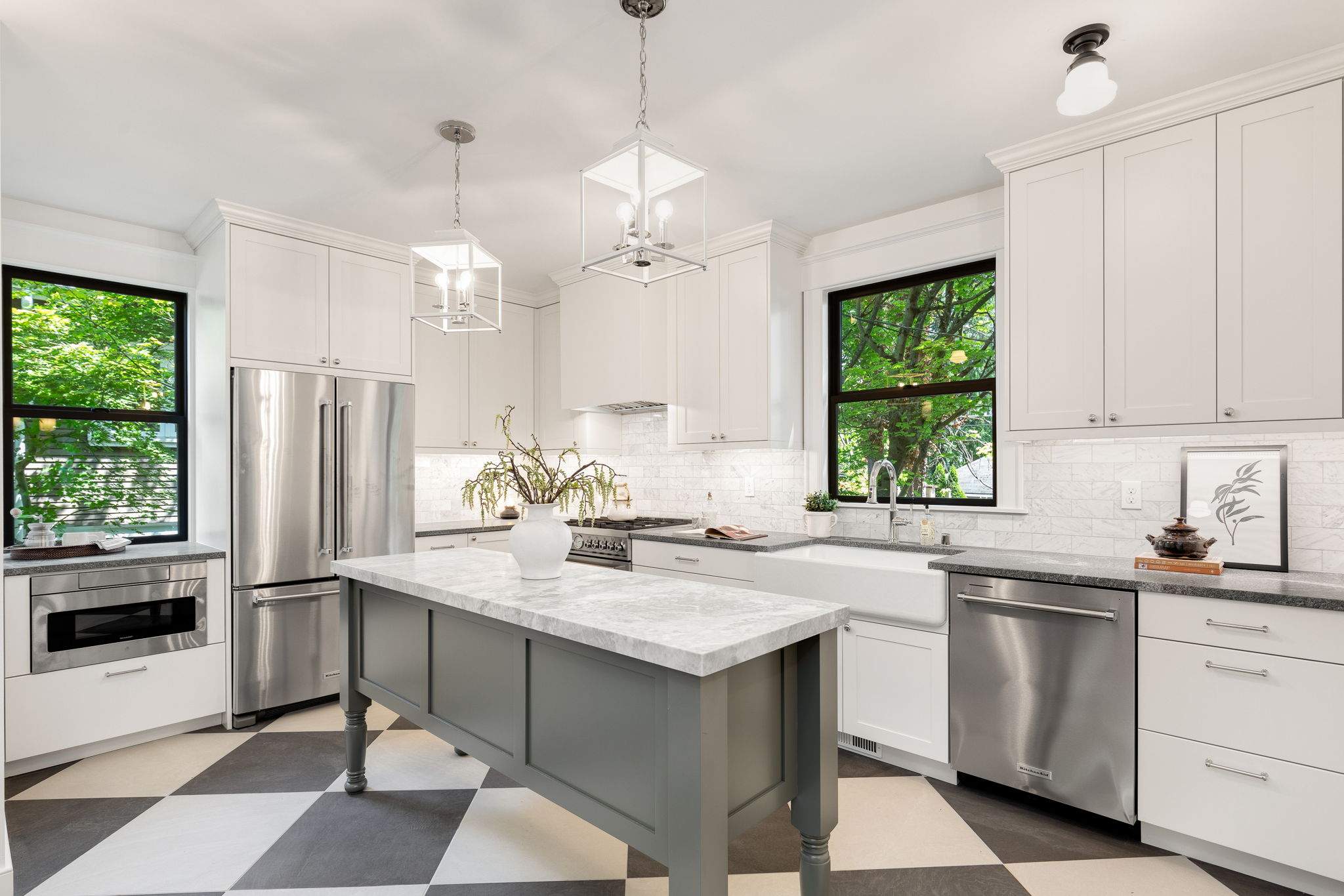 Historic 1906 Capital Hill Remodel by LinMak Construction