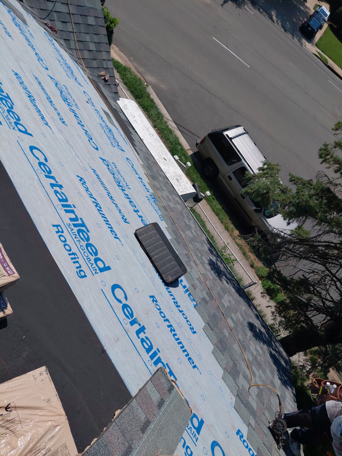 Arlington: Residential Roof Replacement with CertainTeed Landmark PRO in Max Def Colonial Slate by RM Banning, Inc.