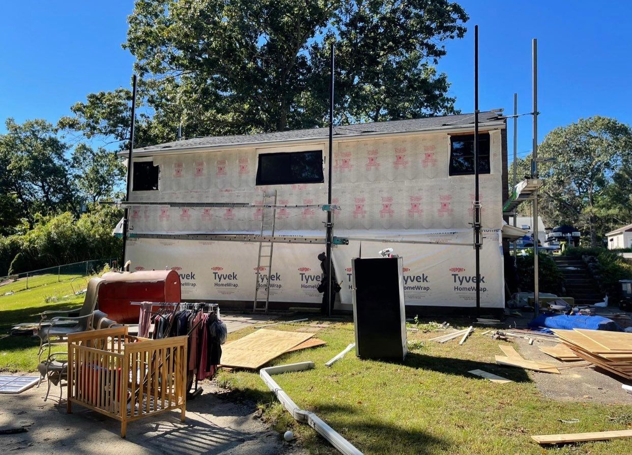 Siding Installation using Certainteed monogram charcoal gray Owens Corning Onyx Black by A Plus Exterior