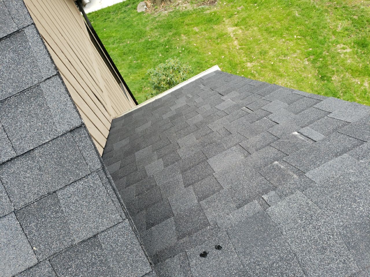 Brand: Atlas Pinnacle Color: Pristine Scotchgard Black Drip: Black by Eagle Eye Roofing