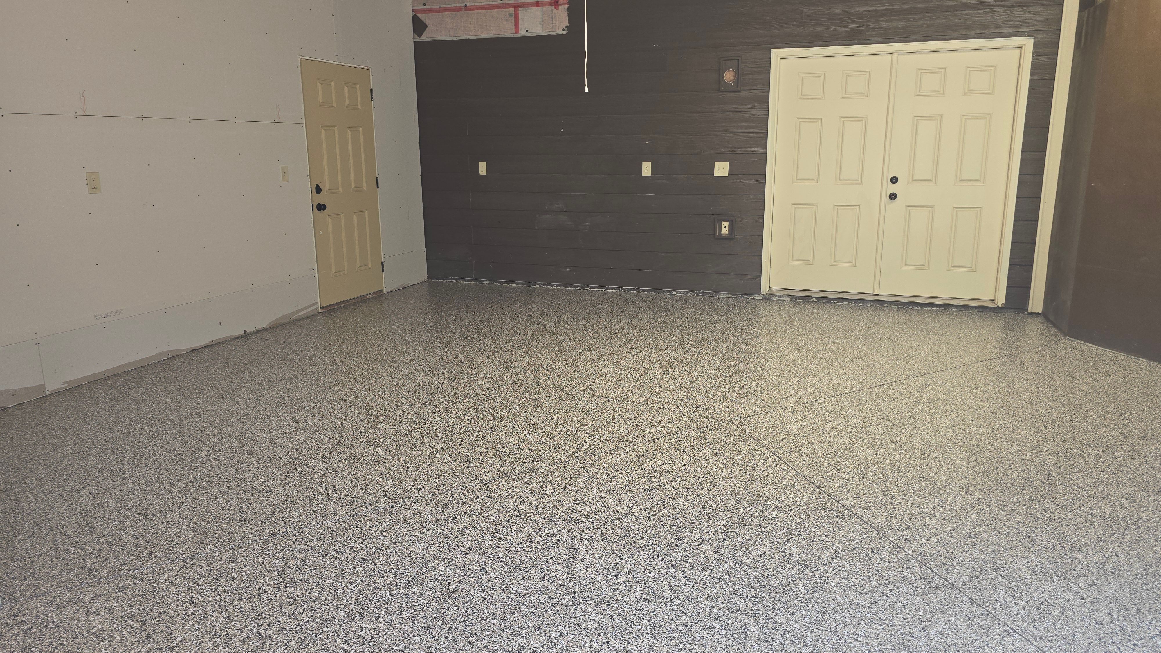 Garage Using Loon  by Elite Floor Solutions