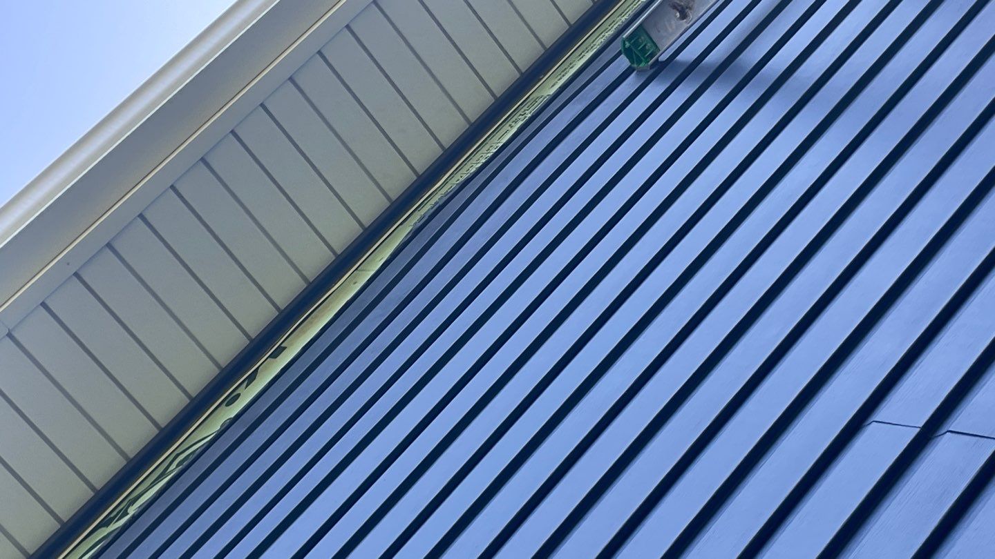 Siding Replacement using CertainTeed Restoration Classis D4 by 180 Contractors
