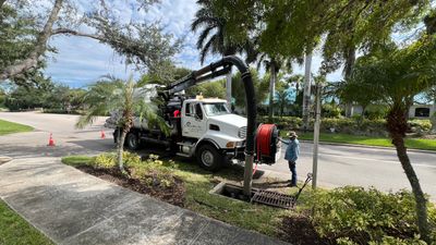 Naples Community Entry Road Stormwater System Cleaning