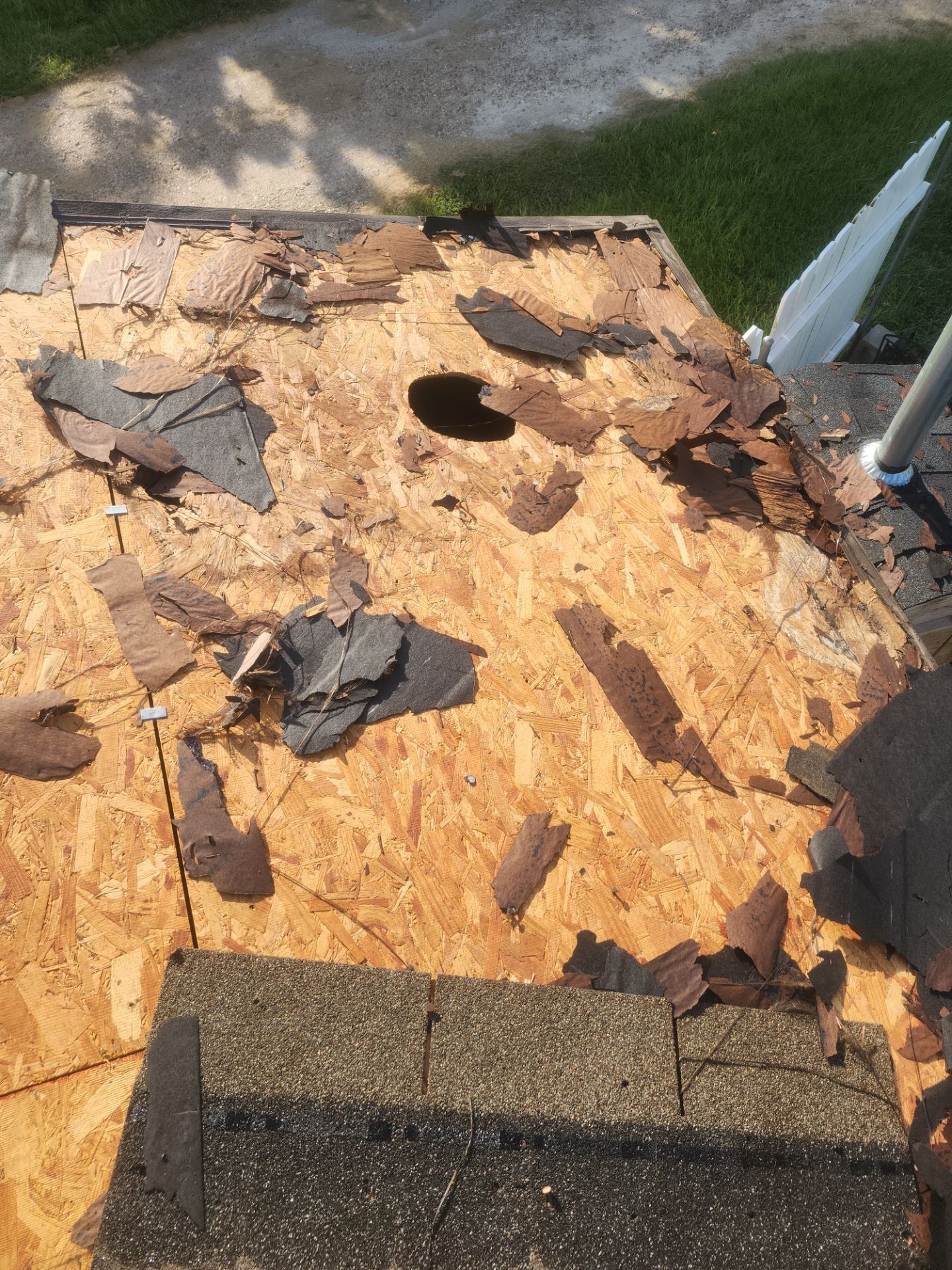Residential Roofing Installation using Owen's Corning Duration (Lifetime) Shingles by Roof Repair Company