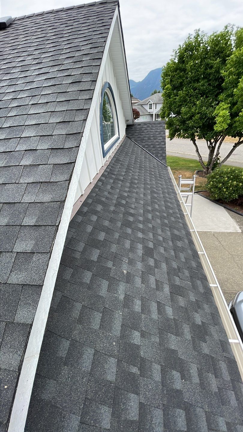 Residential Remodel using GAF Charcoal HDZ by Top Notch Roofing Inc