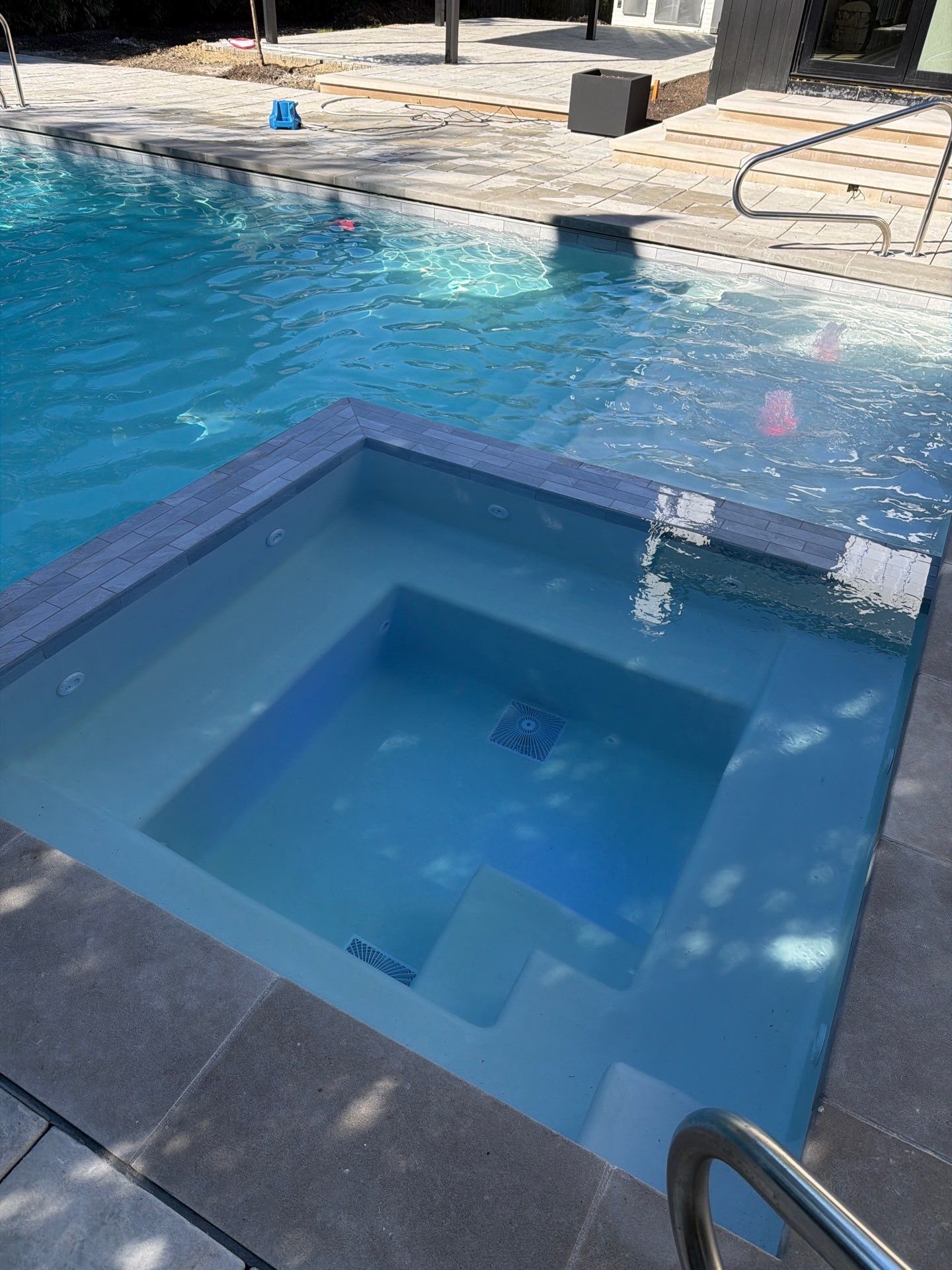 Artic White by North Shore Pool & Spa