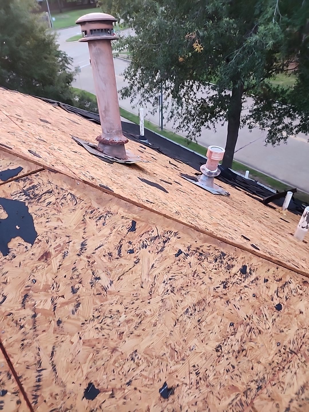 Residential Roofing Installation using Owen's Corning Duration (Lifetime) Shingles by Roof Repair Company