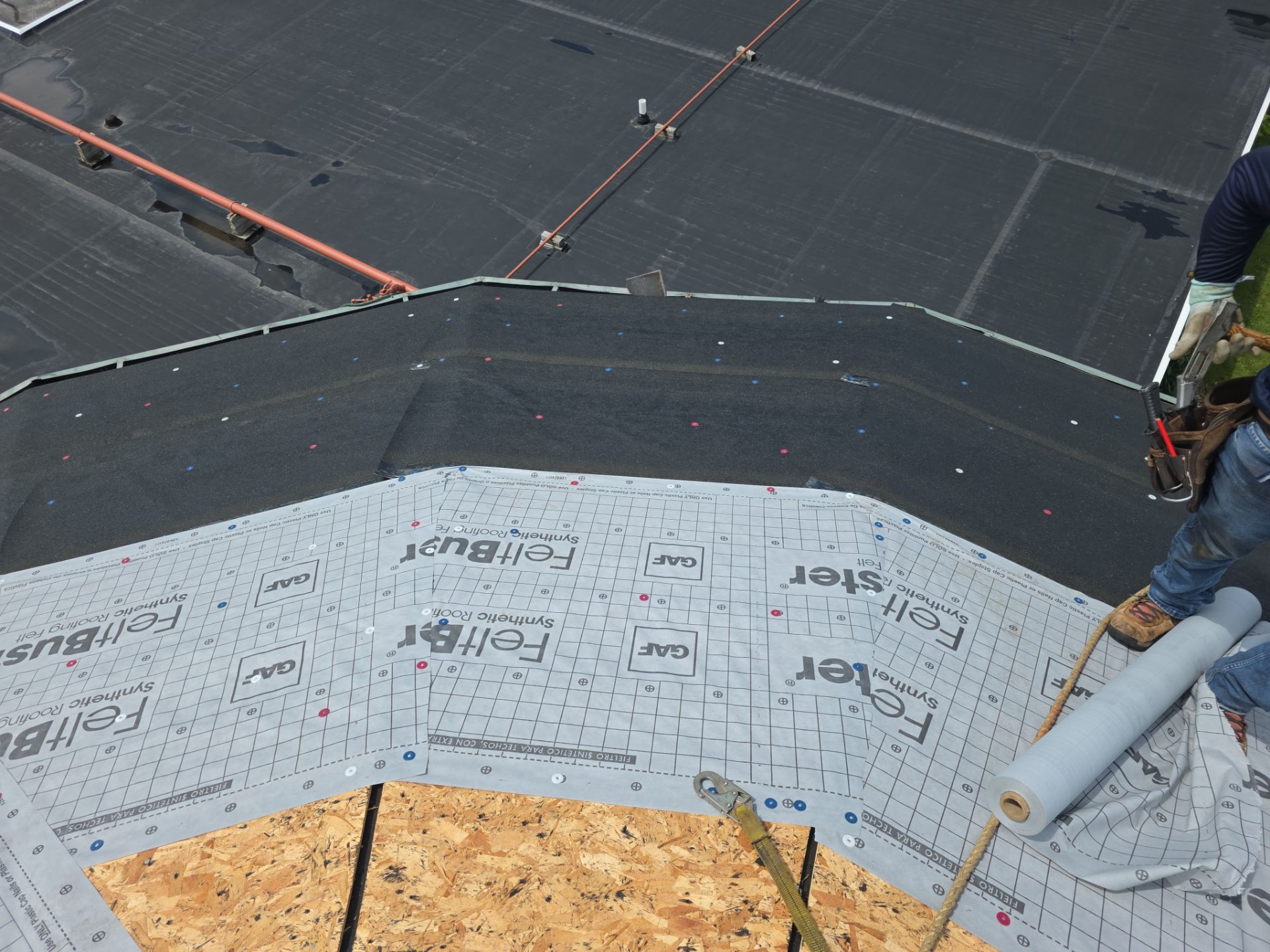 Lutherin Church Shingle Replacement  by Gellings Roofing & Siding