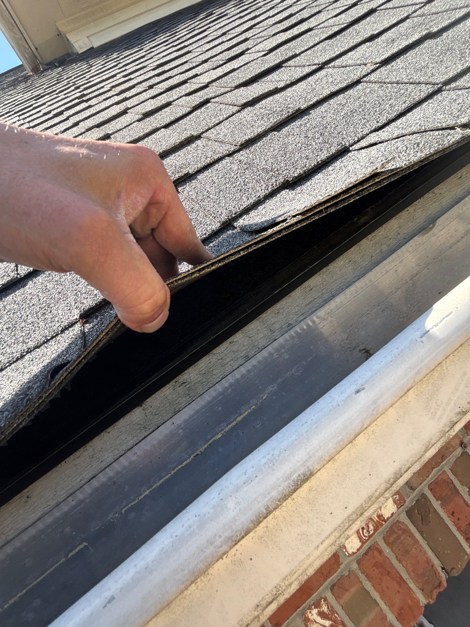 Roof Replacement using Owens Corning Onyx Black by 180 Contractors