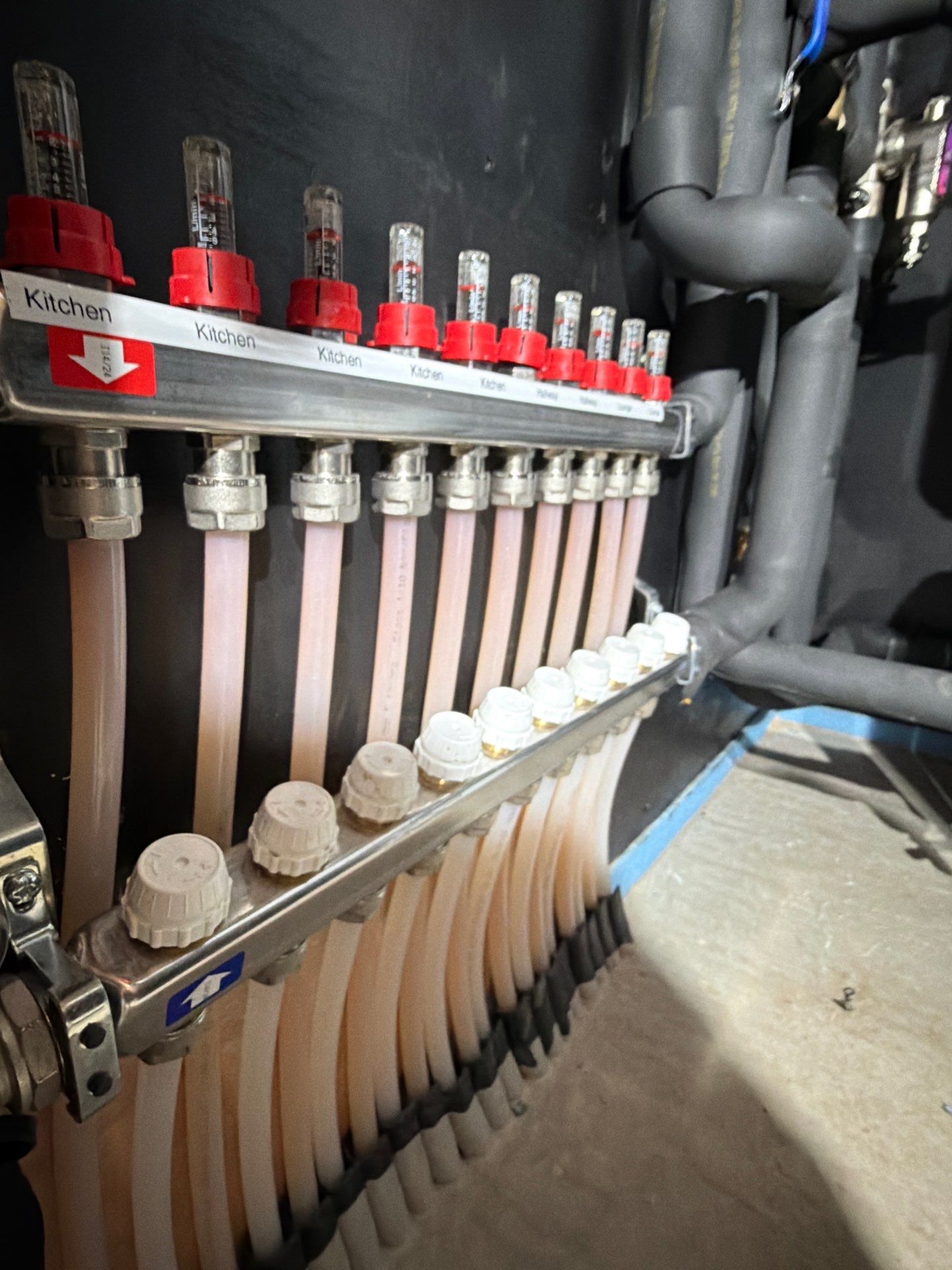 🔥 Heat Pumps in Old Stone Properties? Let’s Bust That Myth… by Elite Services Group Ltd