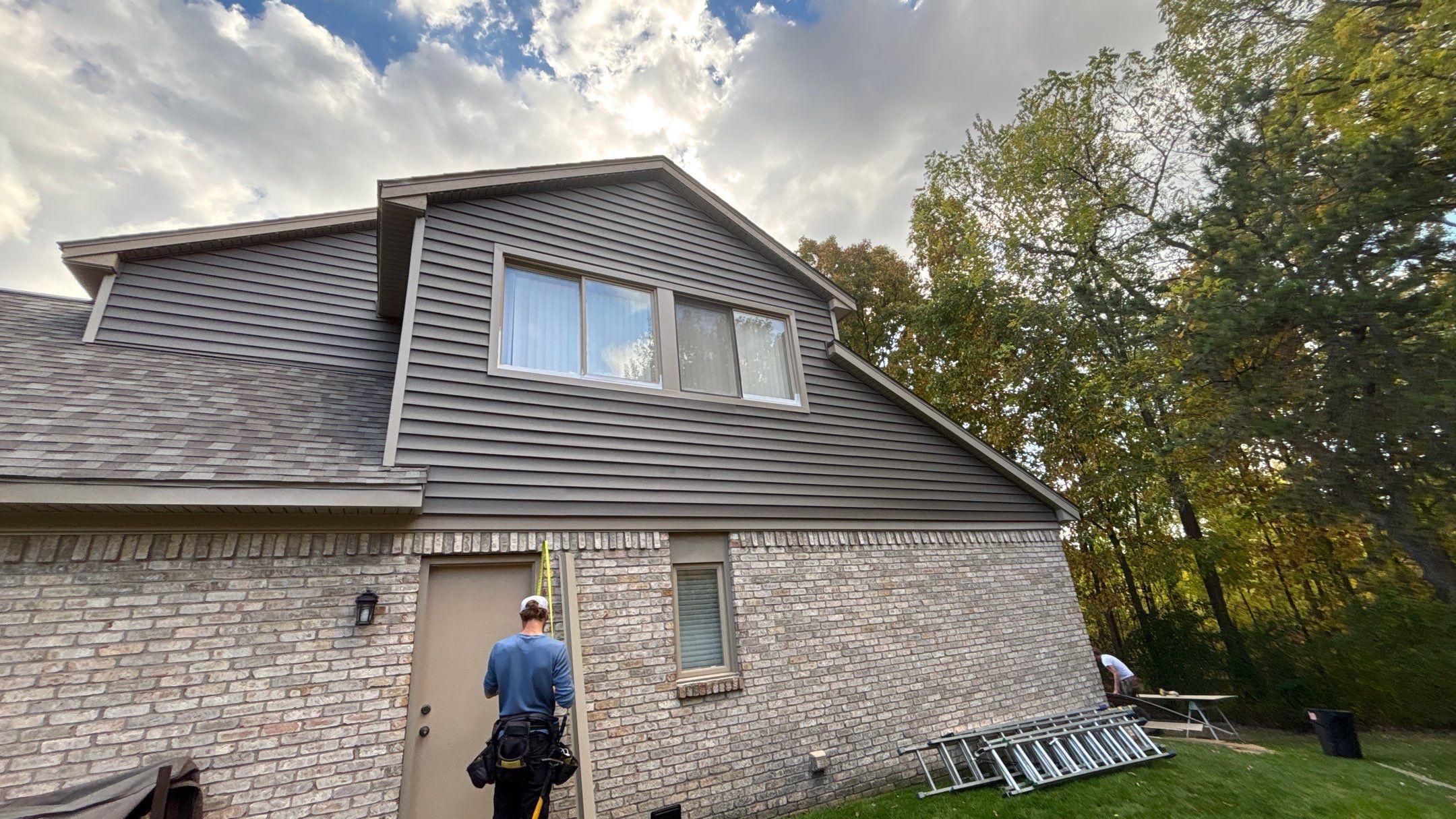 Siding Replacement using Alside D5" Flagship Brown by 180 Contractors