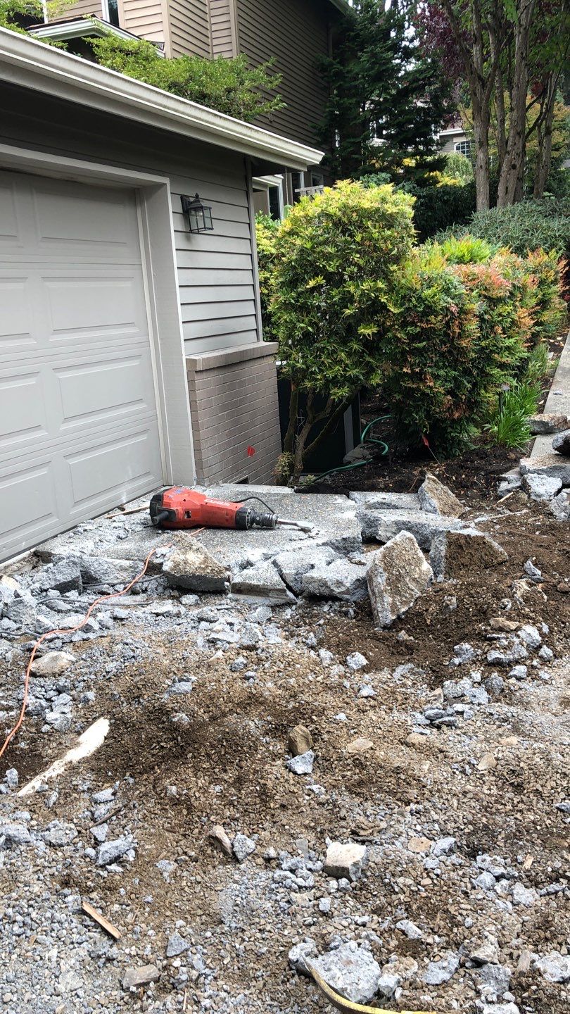 Eggers | Aggregate Finish Driveway, Concrete Project  by Jireh Asphalt & Concrete Inc 