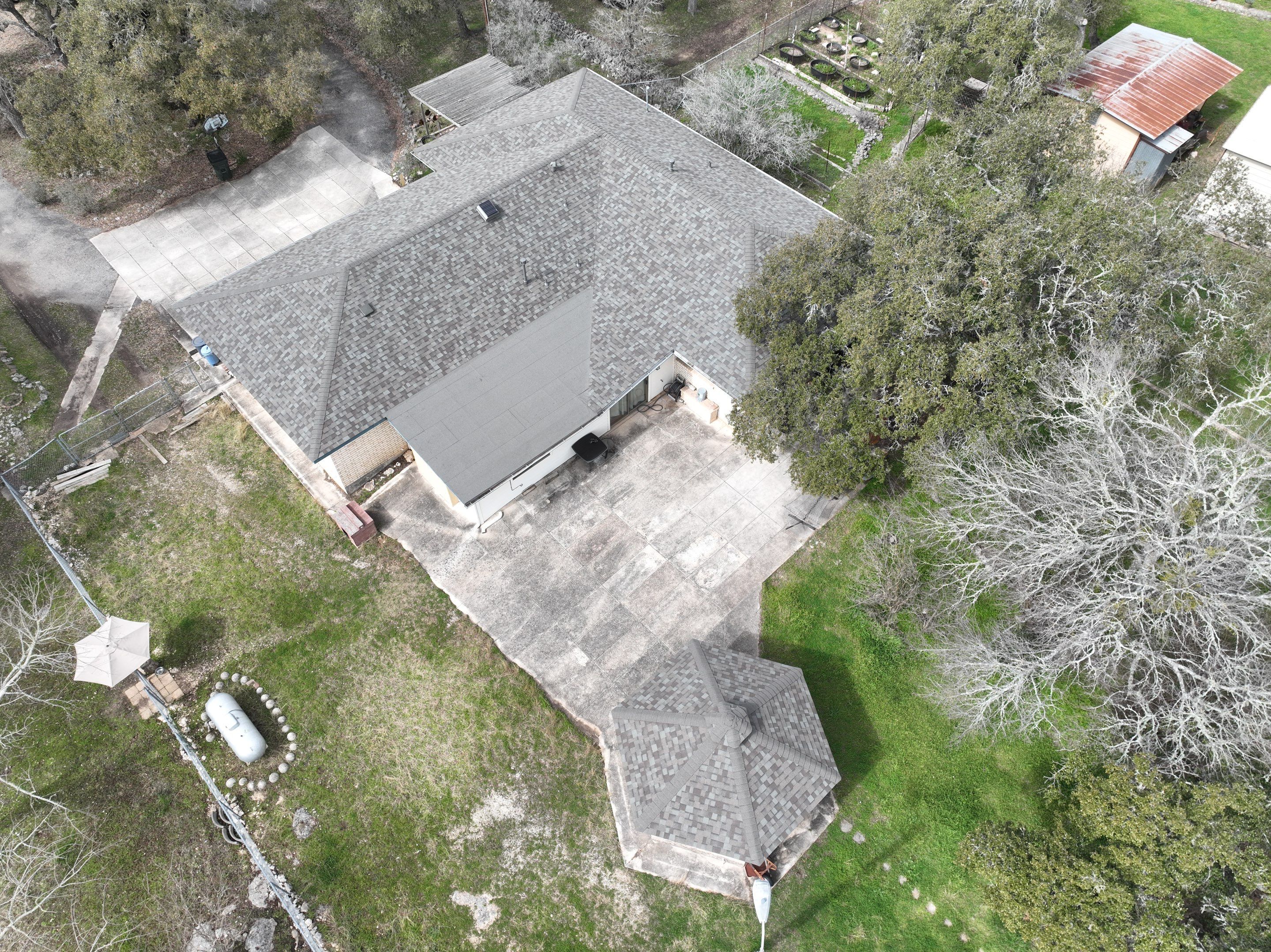 Residential Roofing Installation using Owens Corning 30 year Architectural Shingles by Premier Roofing and Contracting