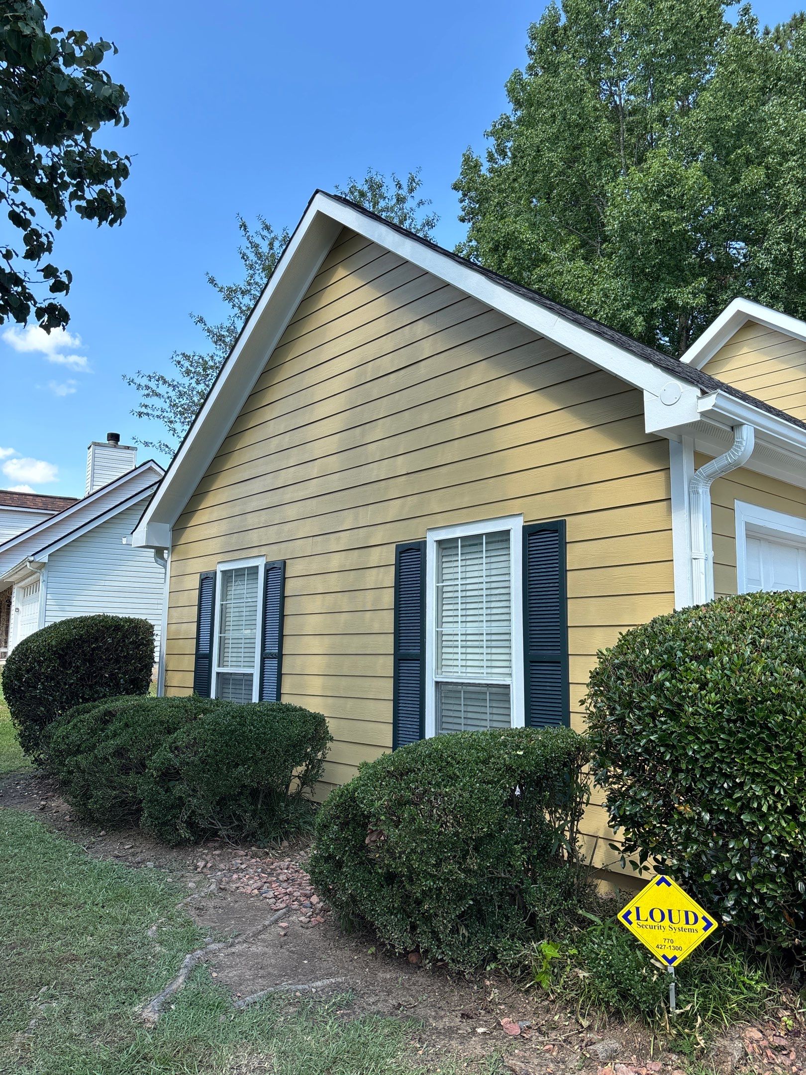 Siding replacement  by Deerfield Roofing LLC