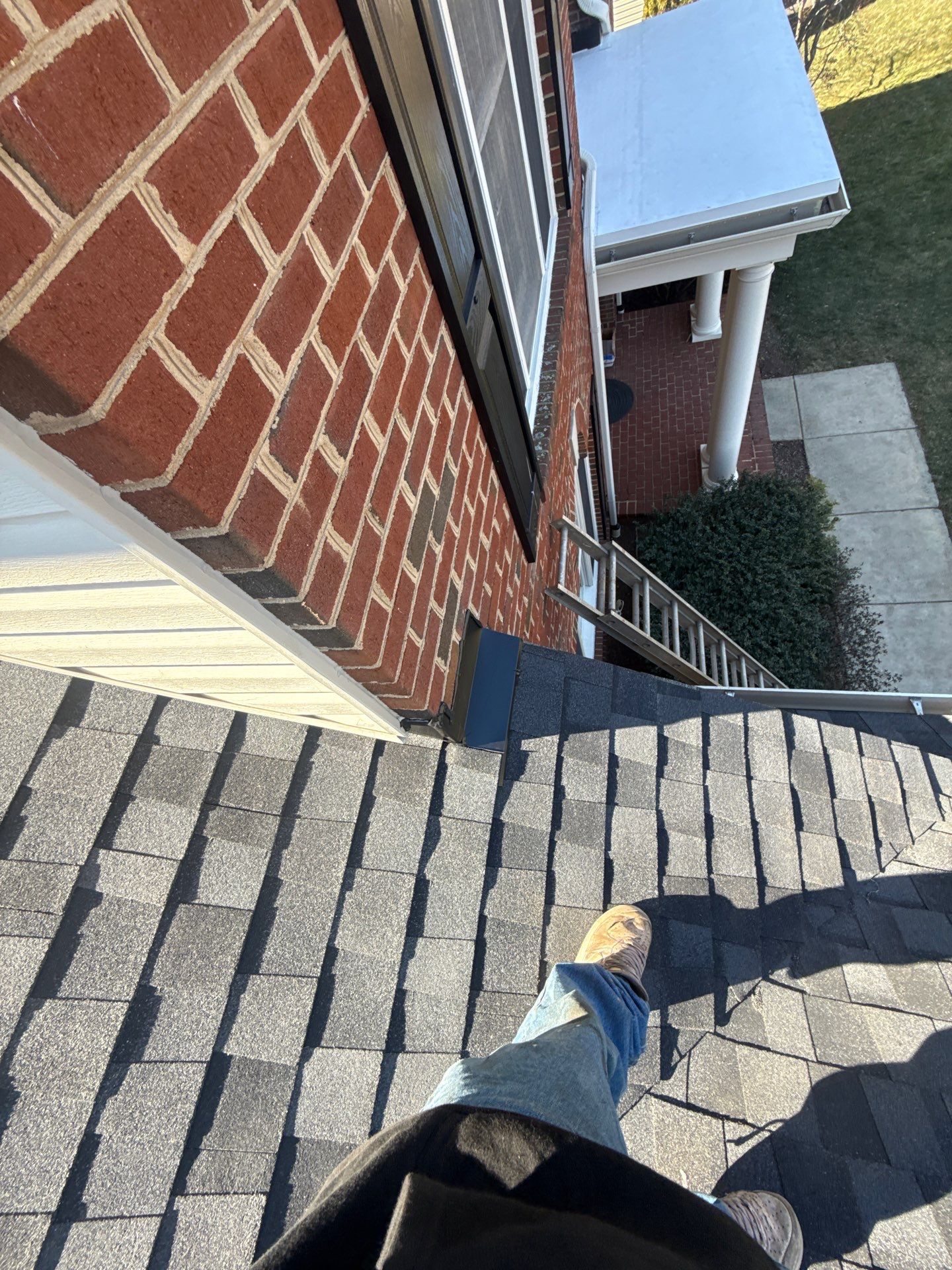 Springfield: Residential Roof Replacement with CertainTeed Landmark Pro in Max Def Moire Black by RM Banning, Inc.