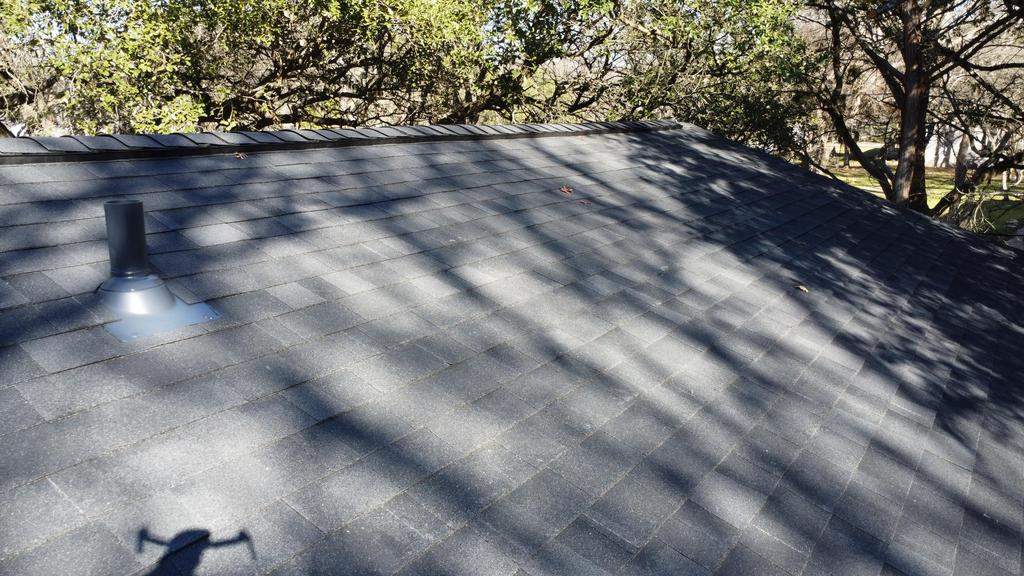Onyx Black - Owens Corning TruDefinition Oakridge by RoofsOnly.com
