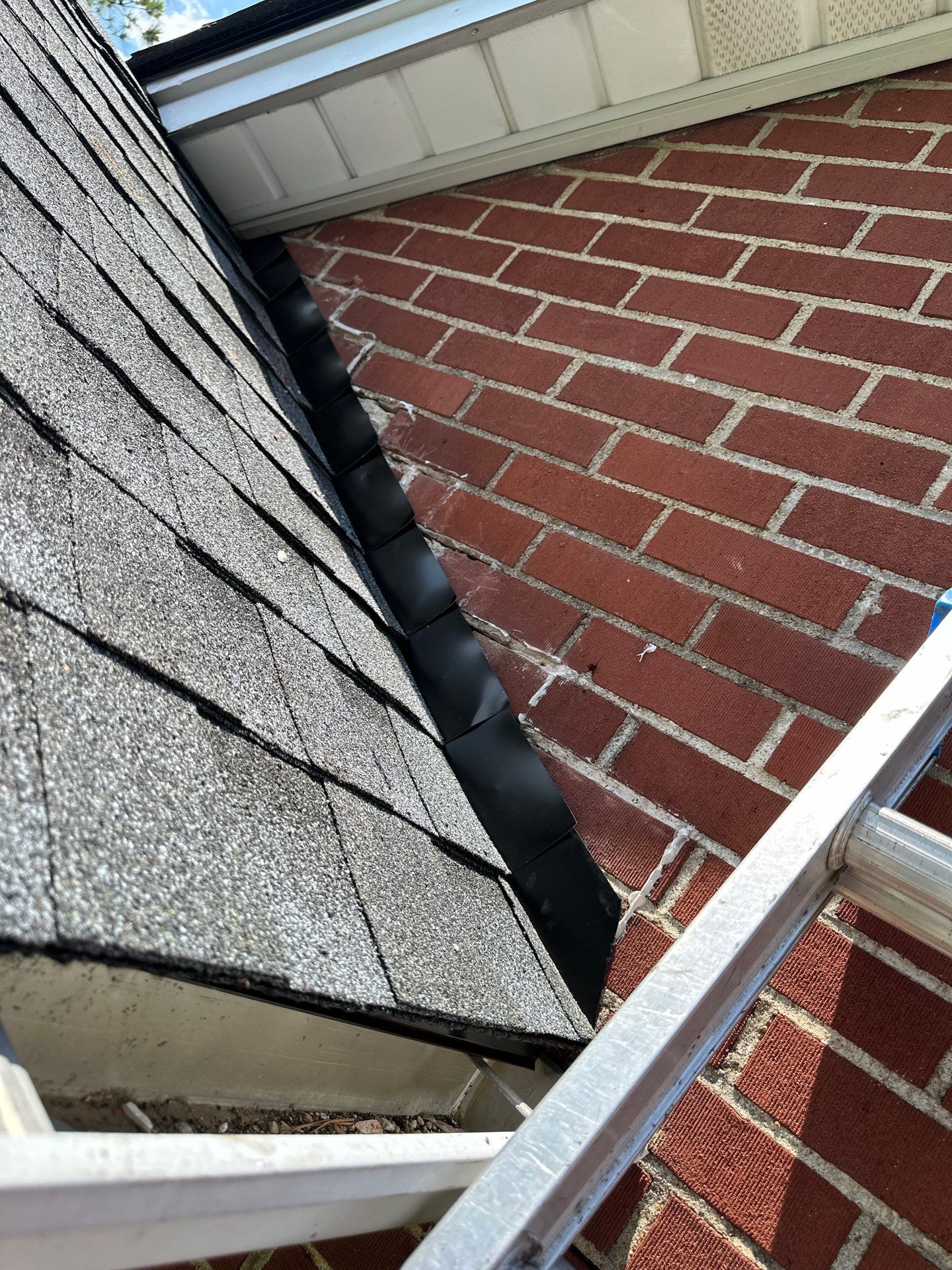 Residential Roofing Installation using GAF Timberline HDZ in Pewter Gray by Undersun Roofing 