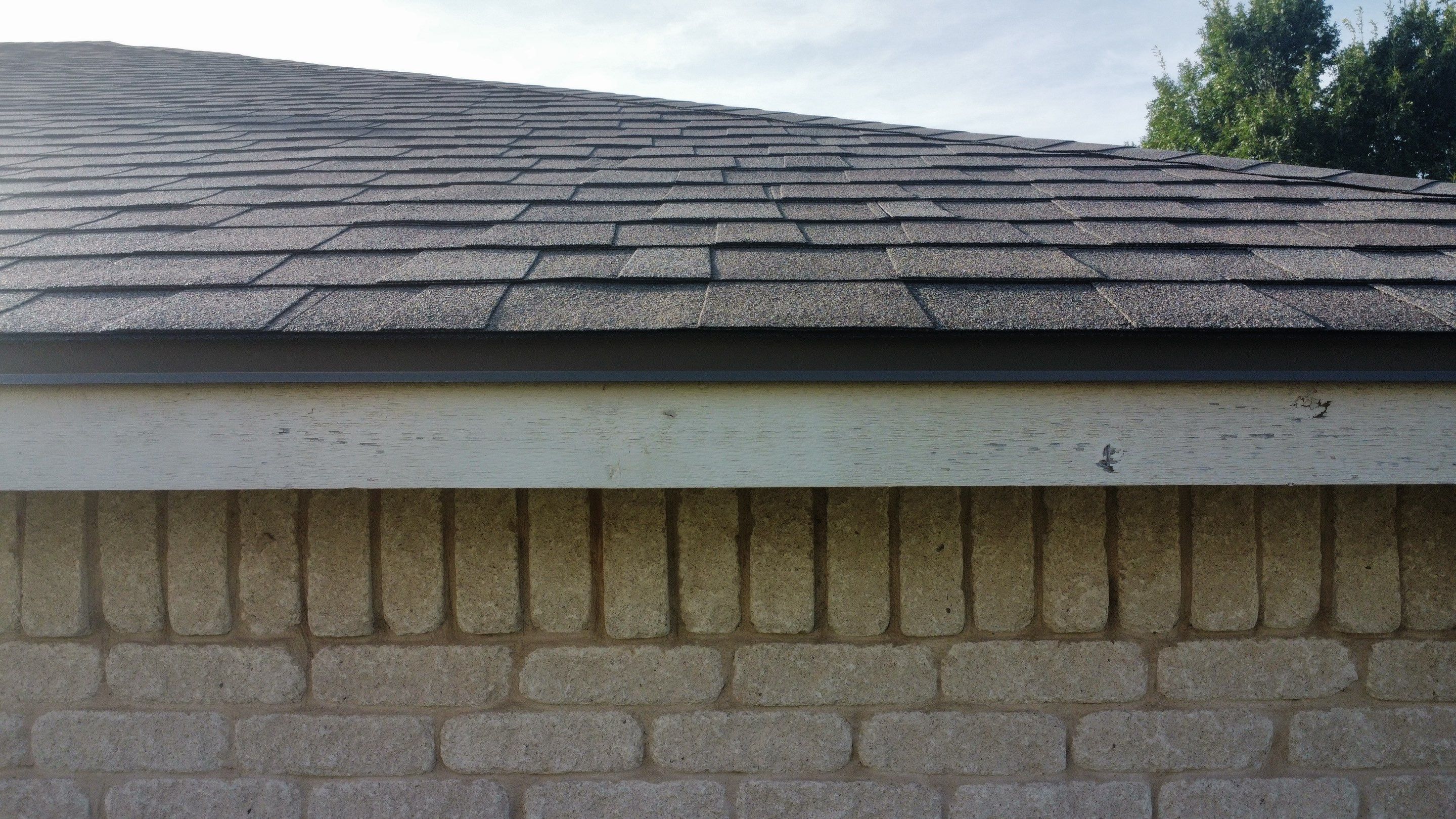 Residential Roofing Installation using Owens Corning Oakridge by Kstylez Roofing & Construction