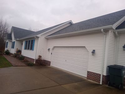 Fisk - 10803 Maple St