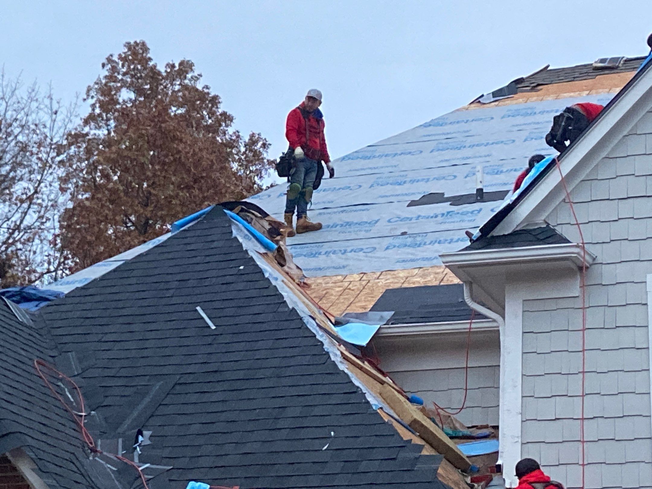 Roof Replacement using CertainTeed Landmark by 180 Contractors