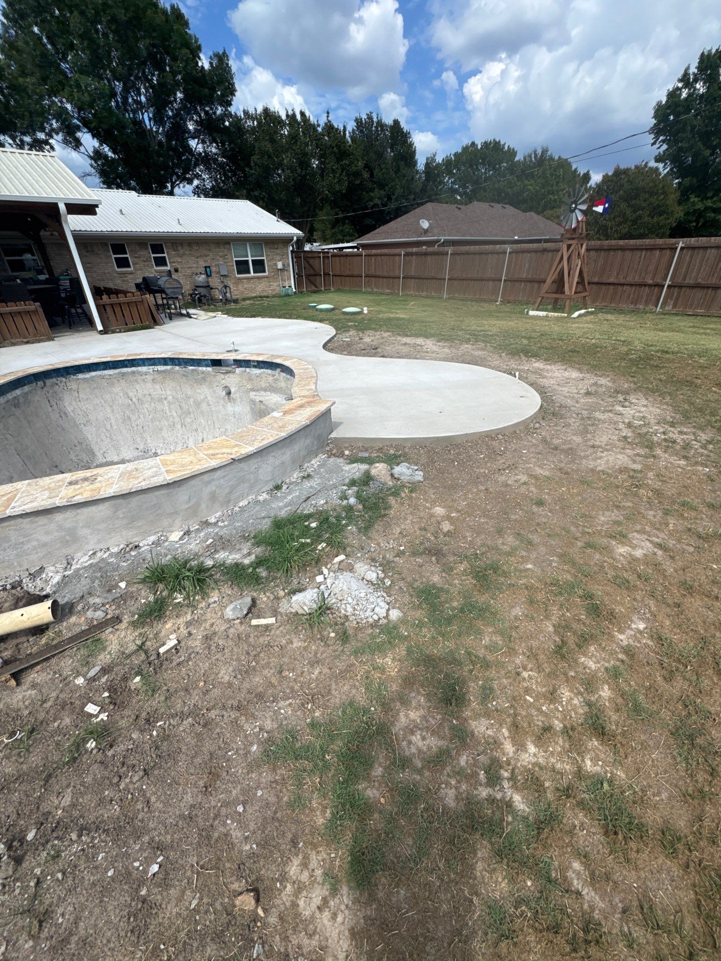 Classic Freeform Pool with Flagstone Coping by Pinnacle Pools and Spas - DFW