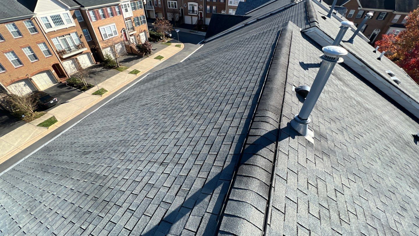Fairfax: Residential Roof Replacement with CertainTeed Landmark in Charcoal Black by RM Banning, Inc.