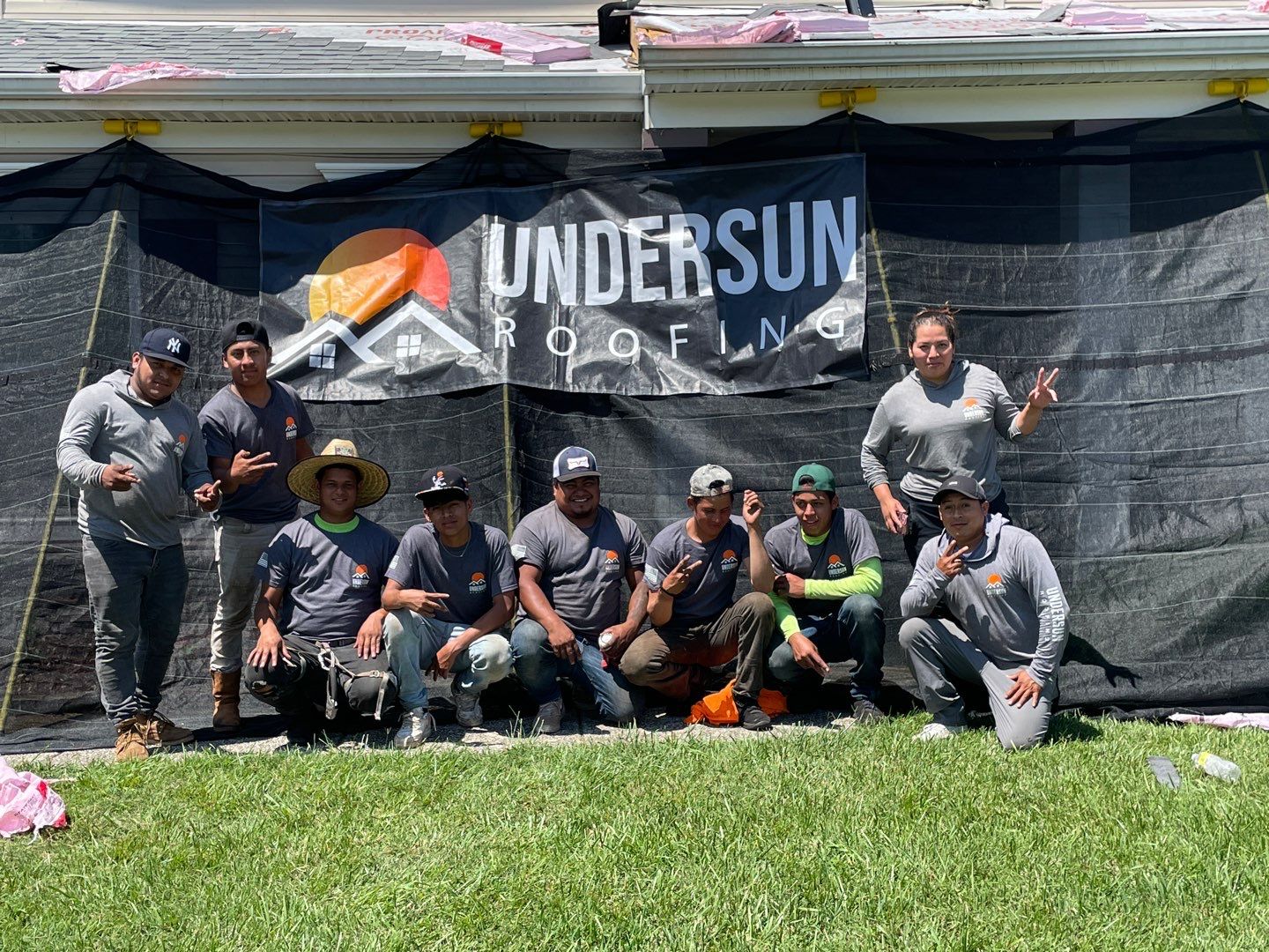 Residential Roofing Installation using Owens Corning Oakridge Roofing System by Undersun Roofing 