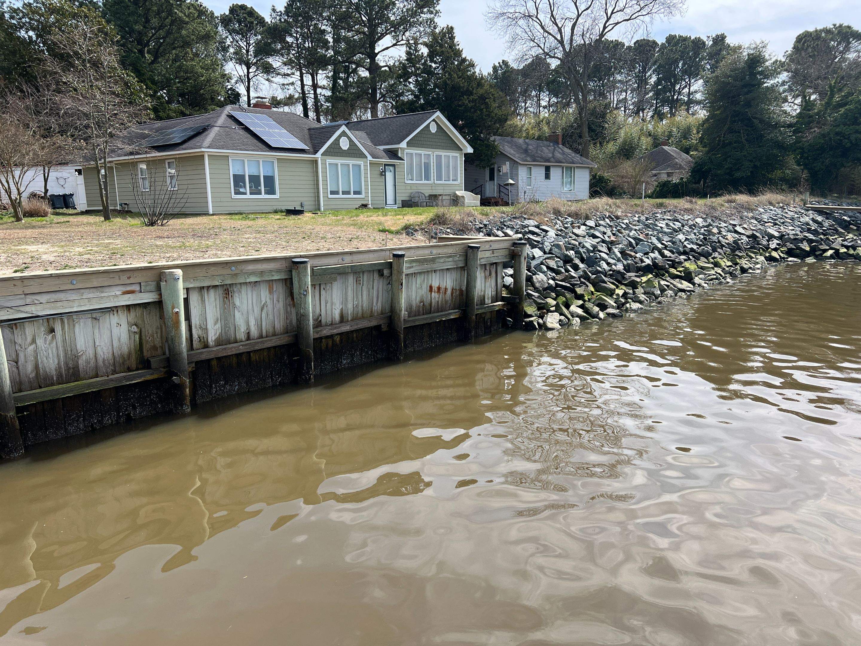Tyaskin Bulkhead Leak Sealing by East Coast Poly Solutions 