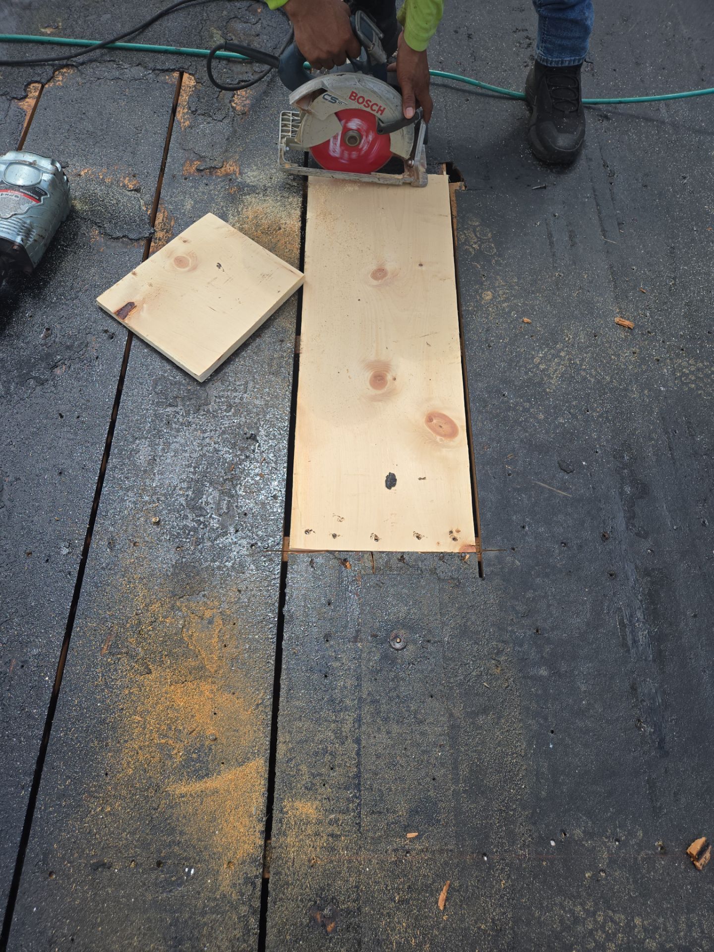 Project in St. Petersburg 33710 by Mitchell Roofing Company LLC 