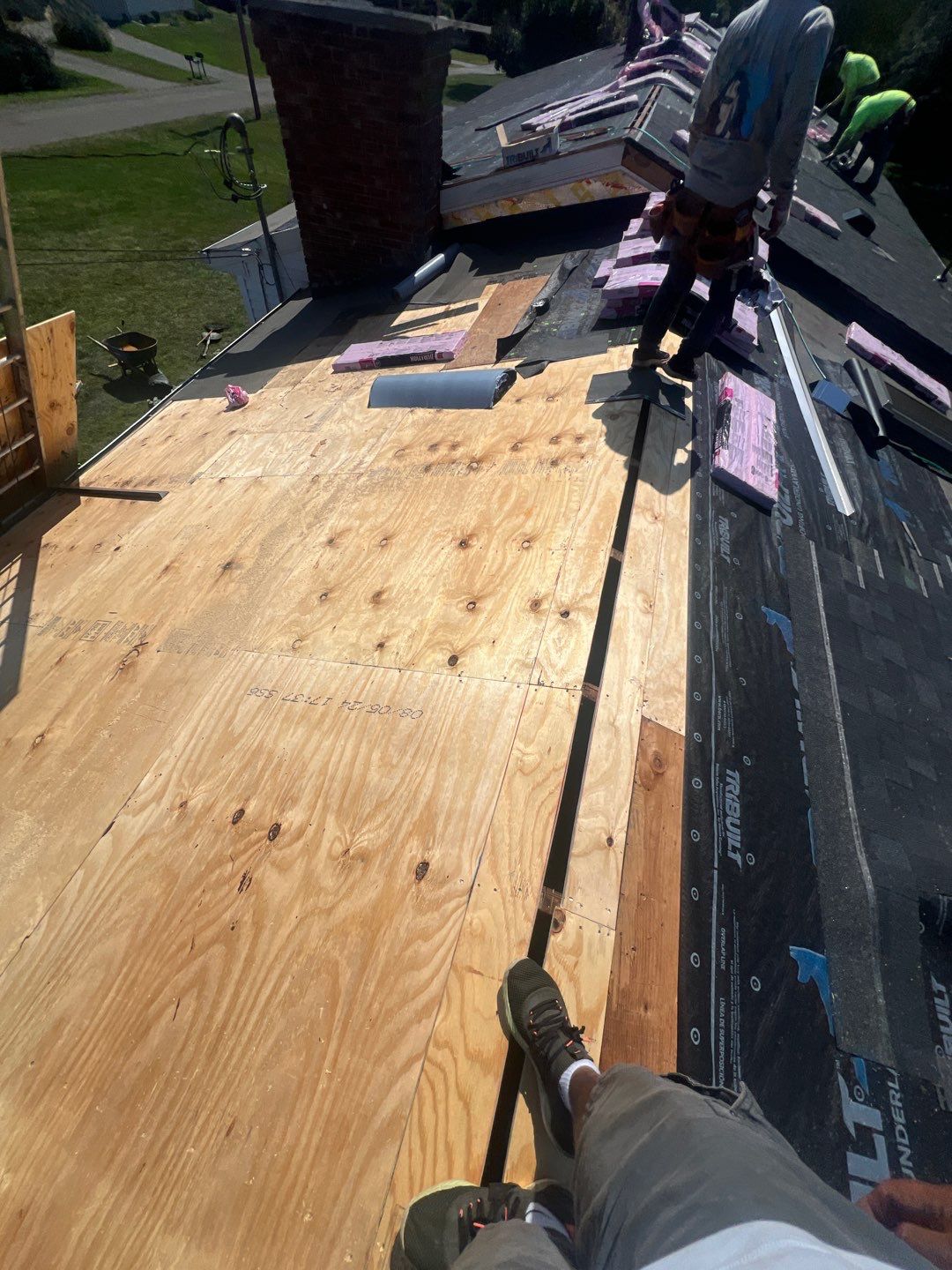 Onyx Black Shingles by Reimagine Roofing