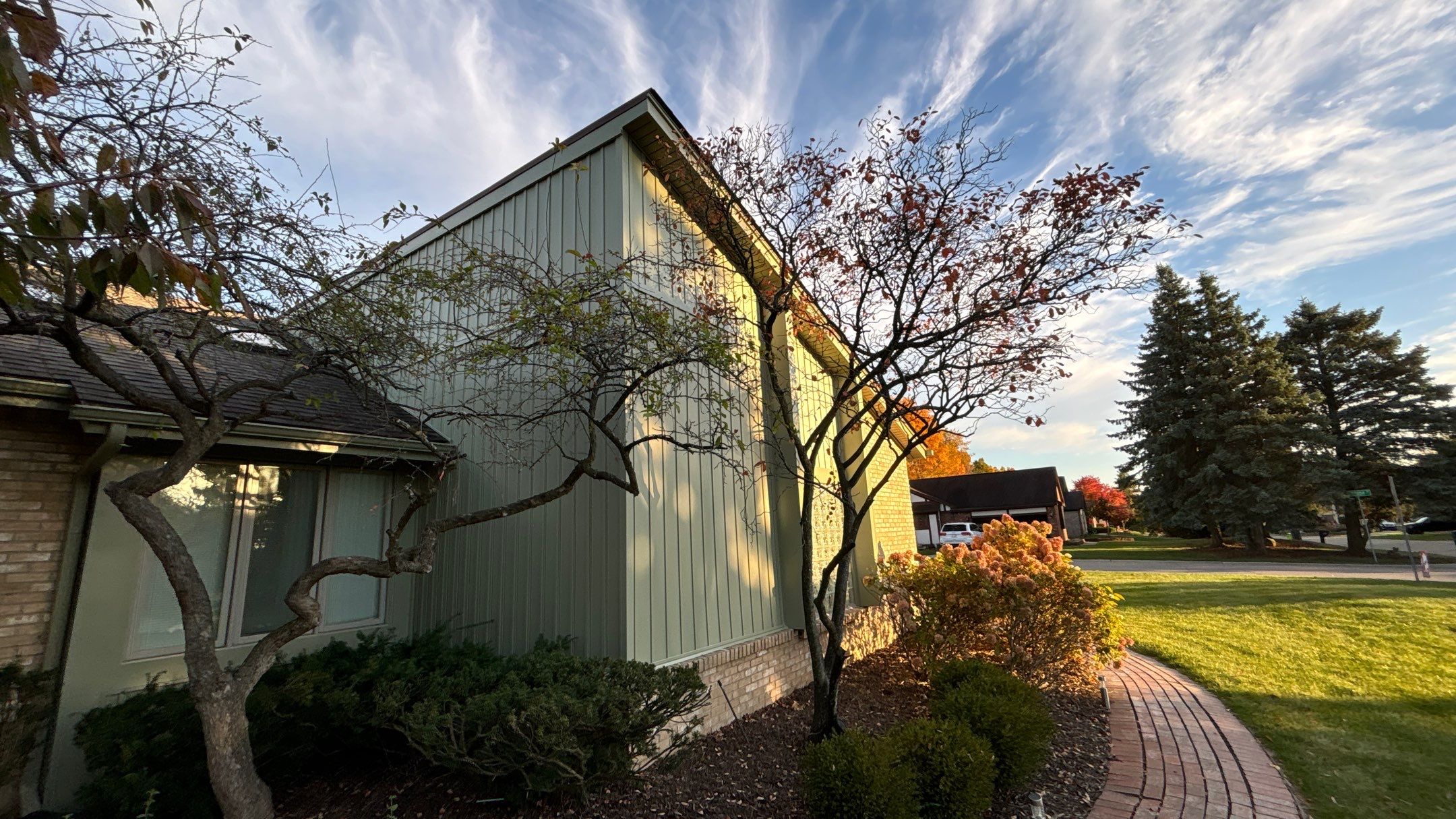 Siding Replacement using Alside 7" B&B by 180 Contractors