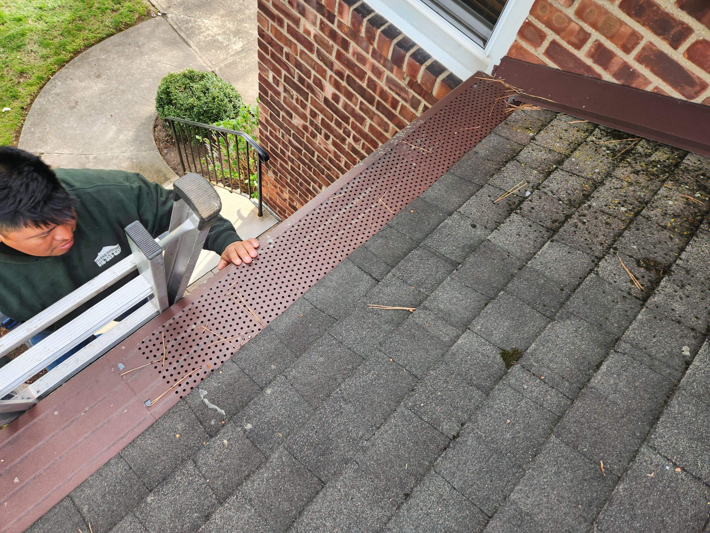 New Gutter & Fascia Wrap by Island Roofing Inc.