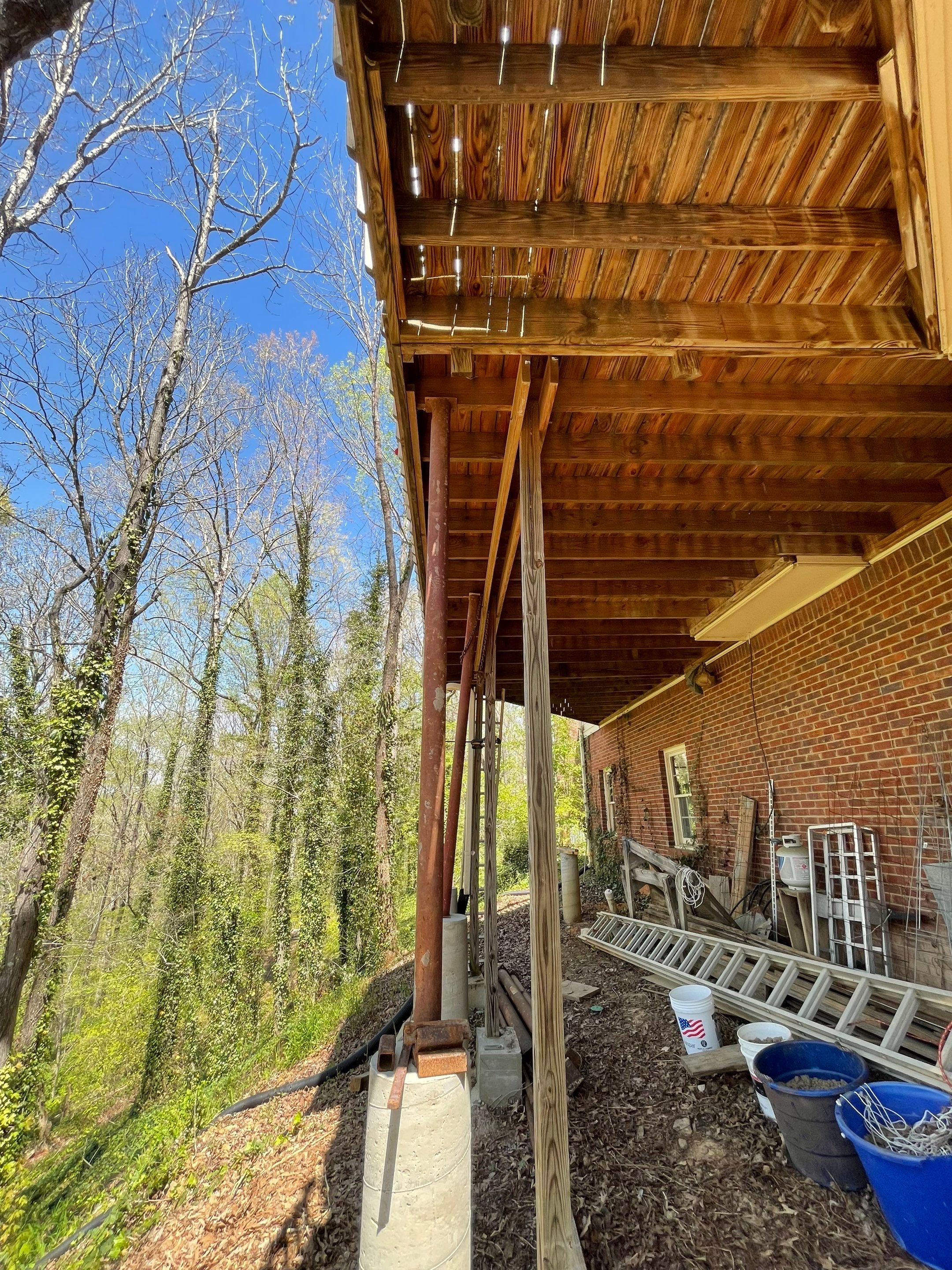 Riverchase - Structural Support by Pillar and Pine