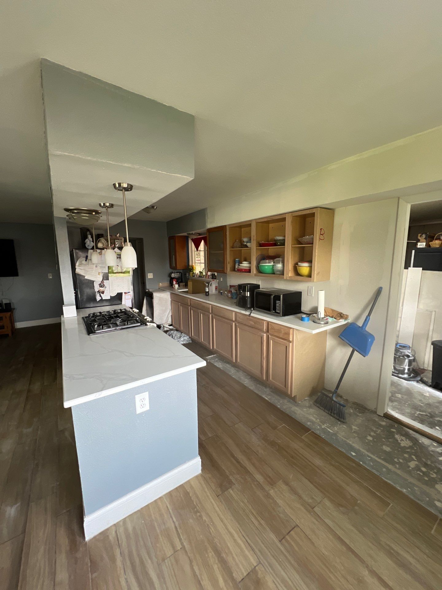 Kitchen remodel  by Castro Brothers Solutions
