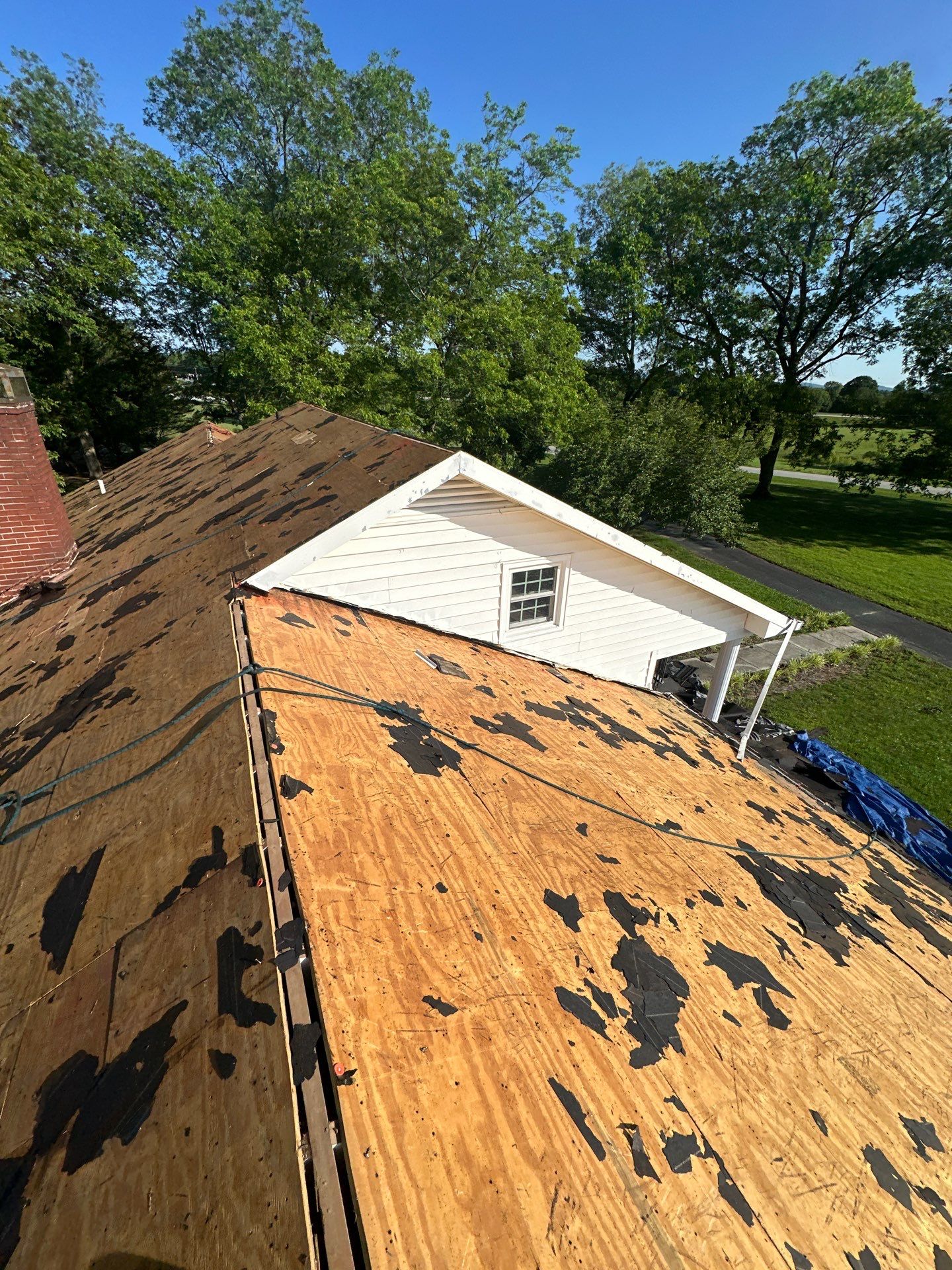 Lee Bowen by United Contracting and Roofing