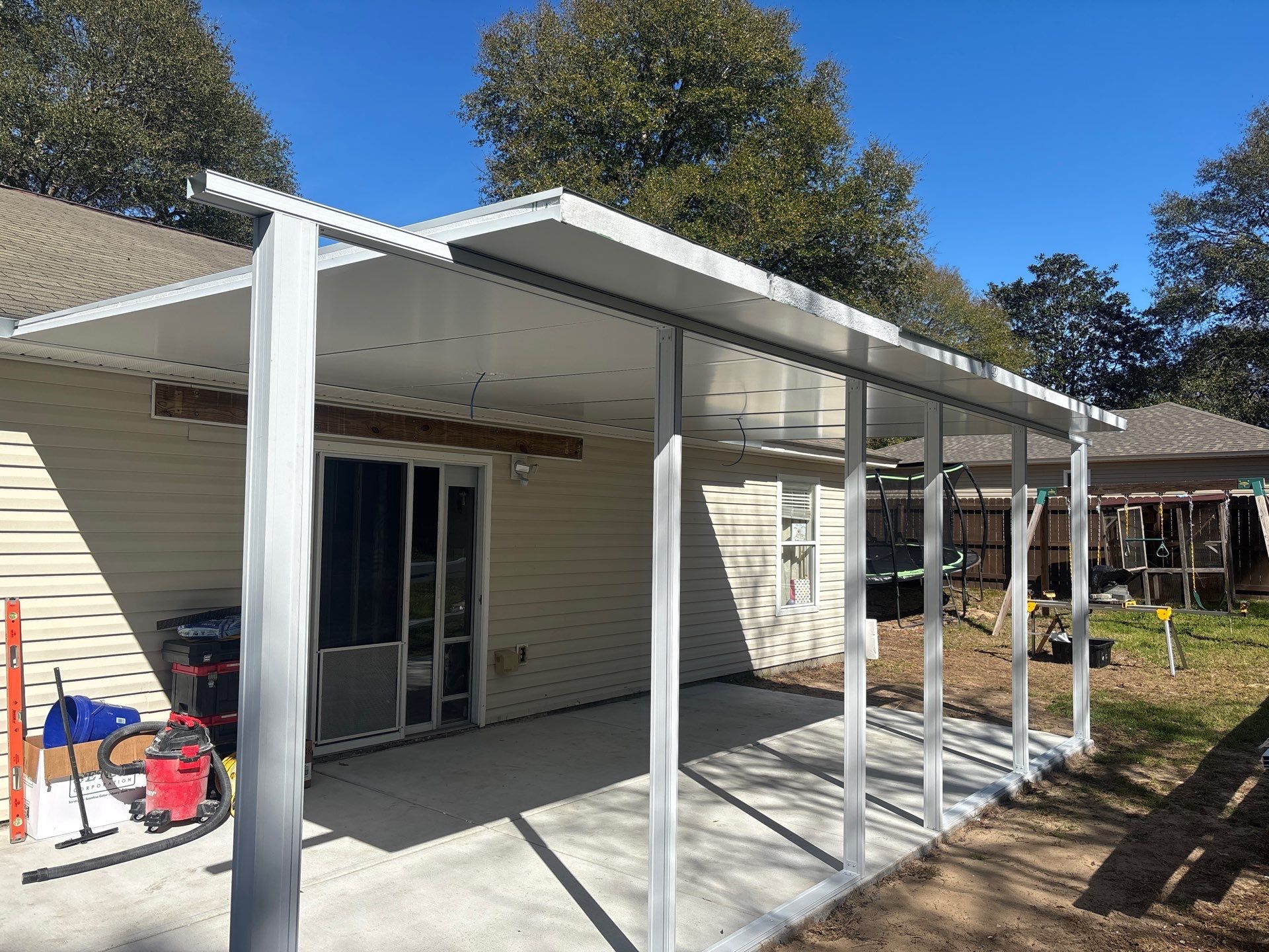 Screen room in Crestview by Titan Sunrooms