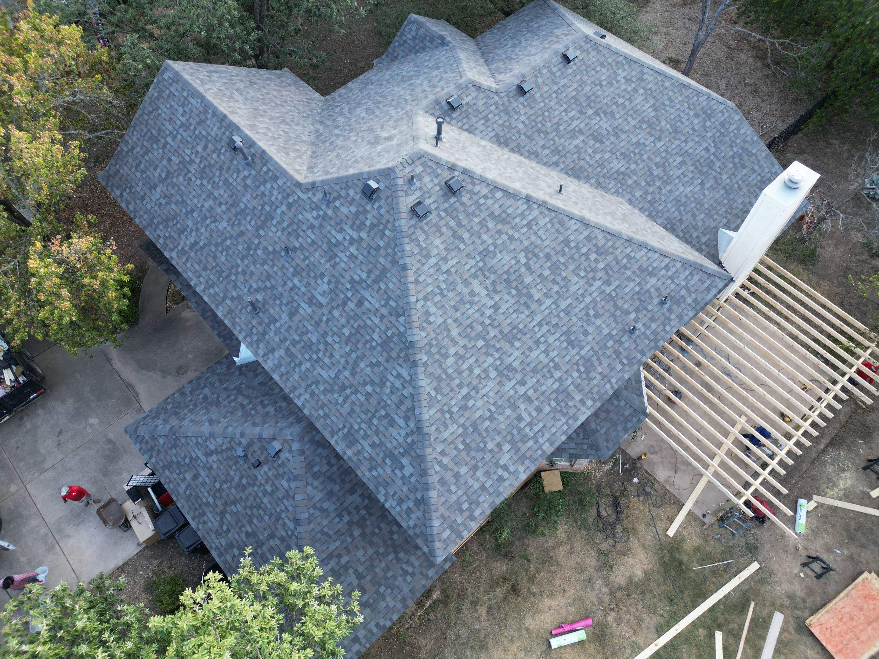 Williamsburg Gray - Owens Corning TruDefinition Duration by RoofsOnly.com