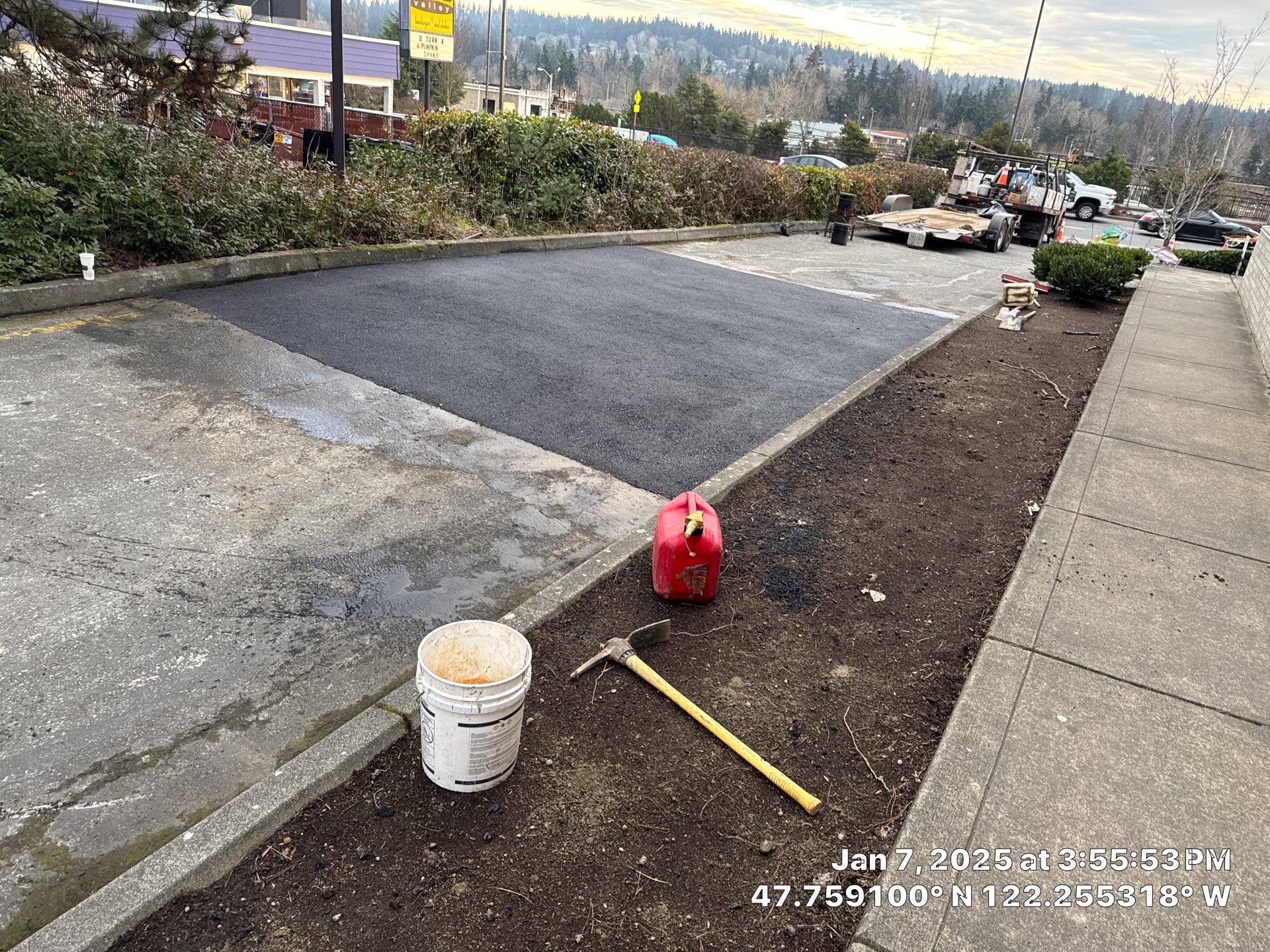 Asphalt Patch Repairs & Sealcoating | Kenmore   by Jireh Asphalt & Concrete Inc 