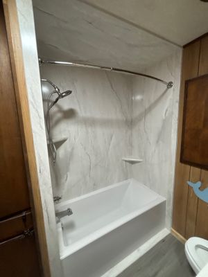 2 bathrooms in Boerne