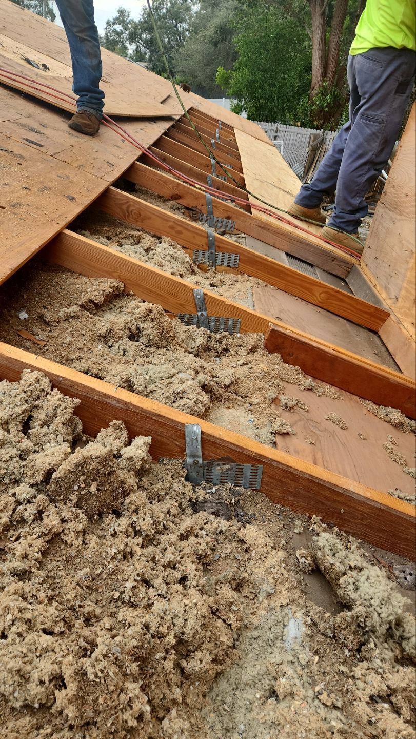 Project in Largo 33774 by Mitchell Roofing Company LLC 