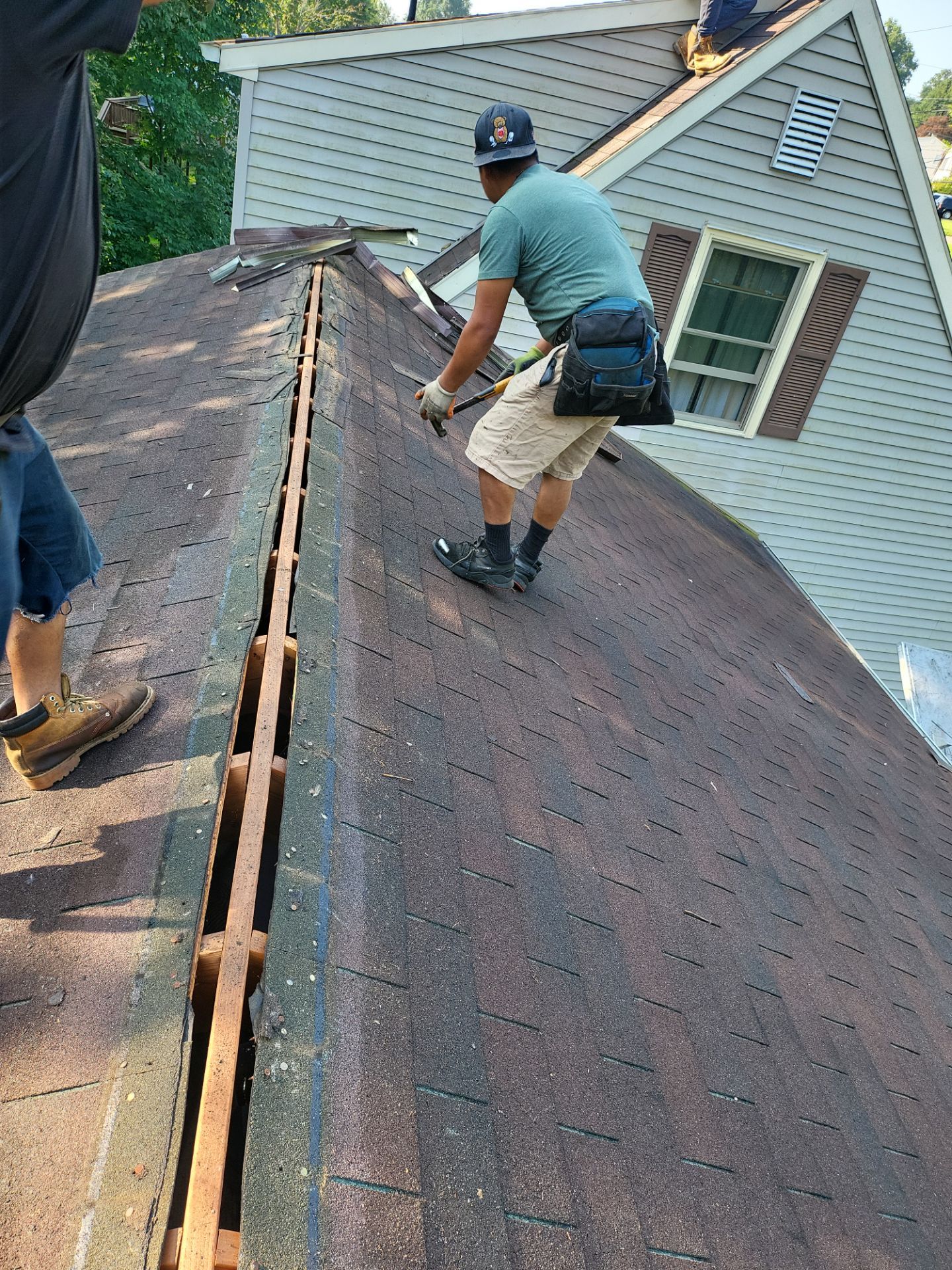 Residential Roofing Installation using Owens Corning TruDefinition Duration AR - Driftwood by A Plus Exterior